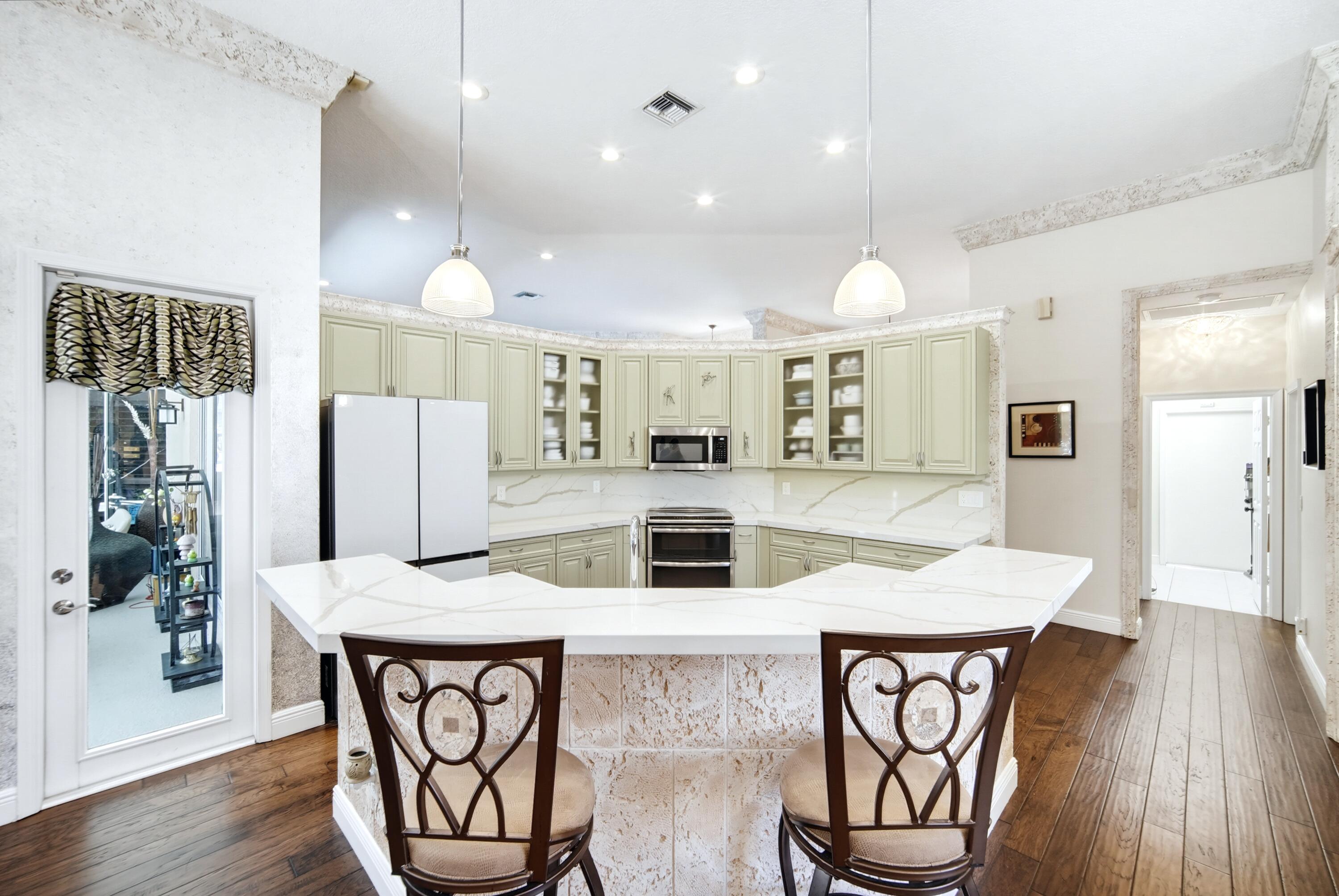 1051 NW 121ST, Coral Springs FL 33071