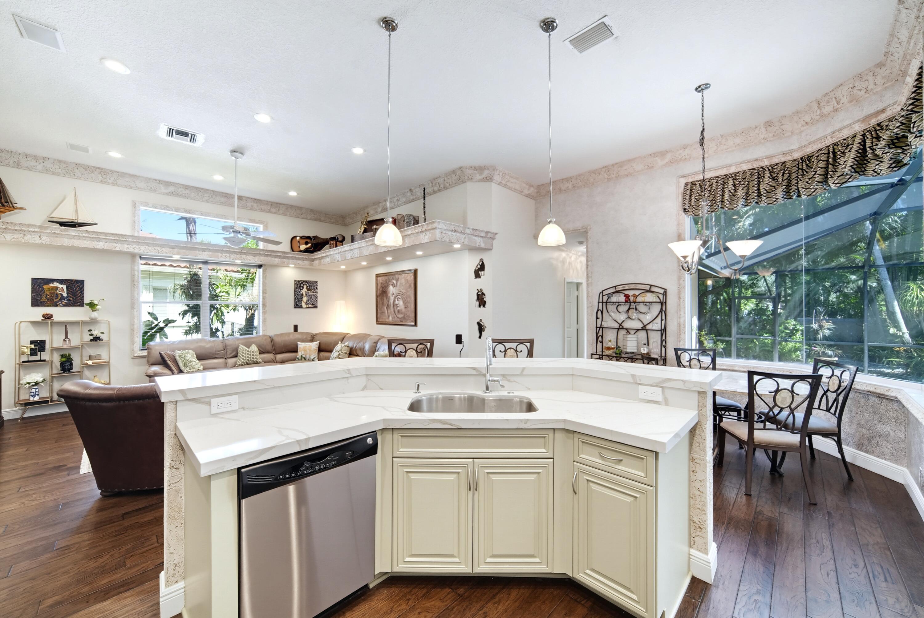1051 NW 121ST, Coral Springs FL 33071