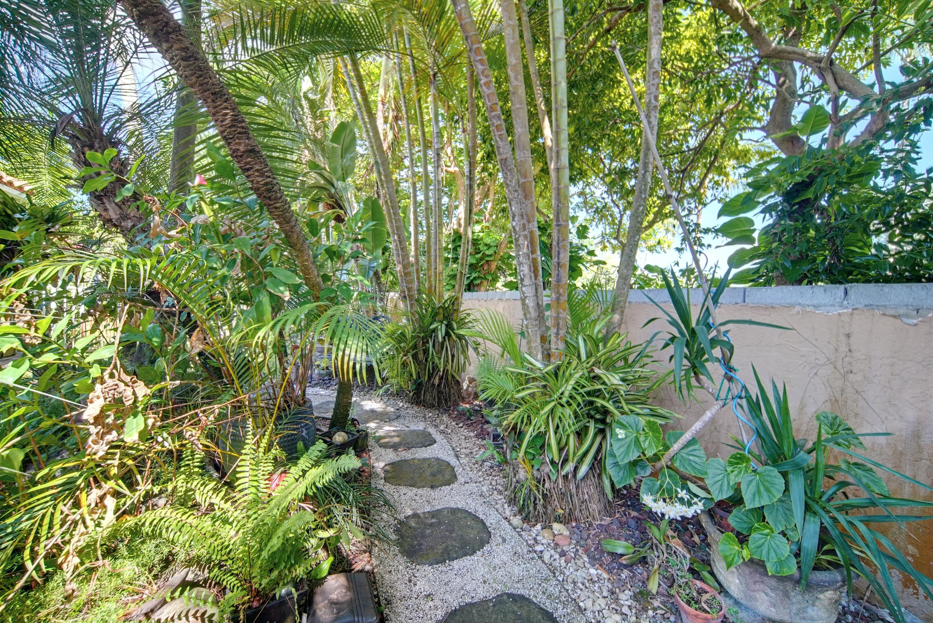 1051 NW 121ST, Coral Springs FL 33071