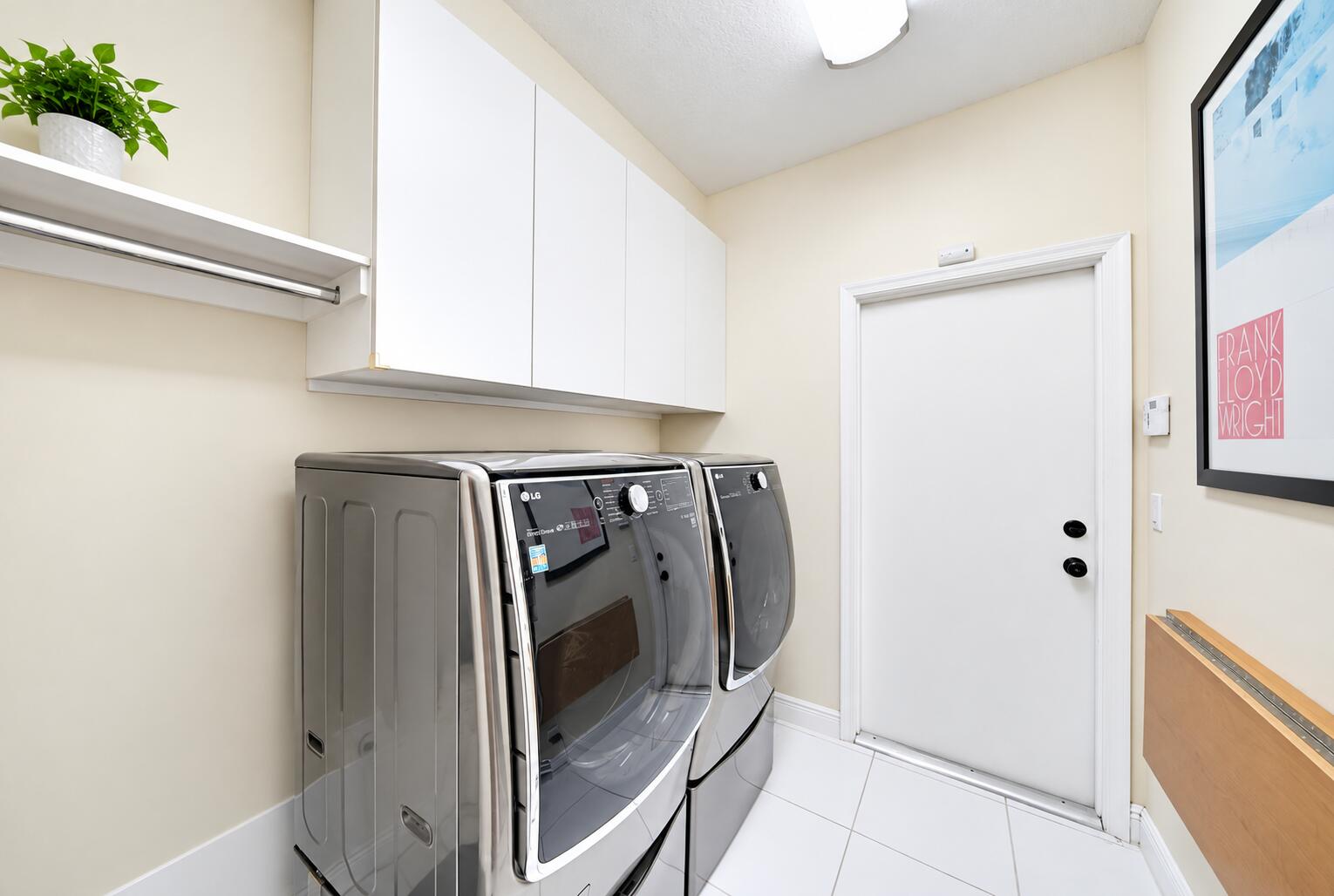 1051 NW 121ST, Coral Springs FL 33071