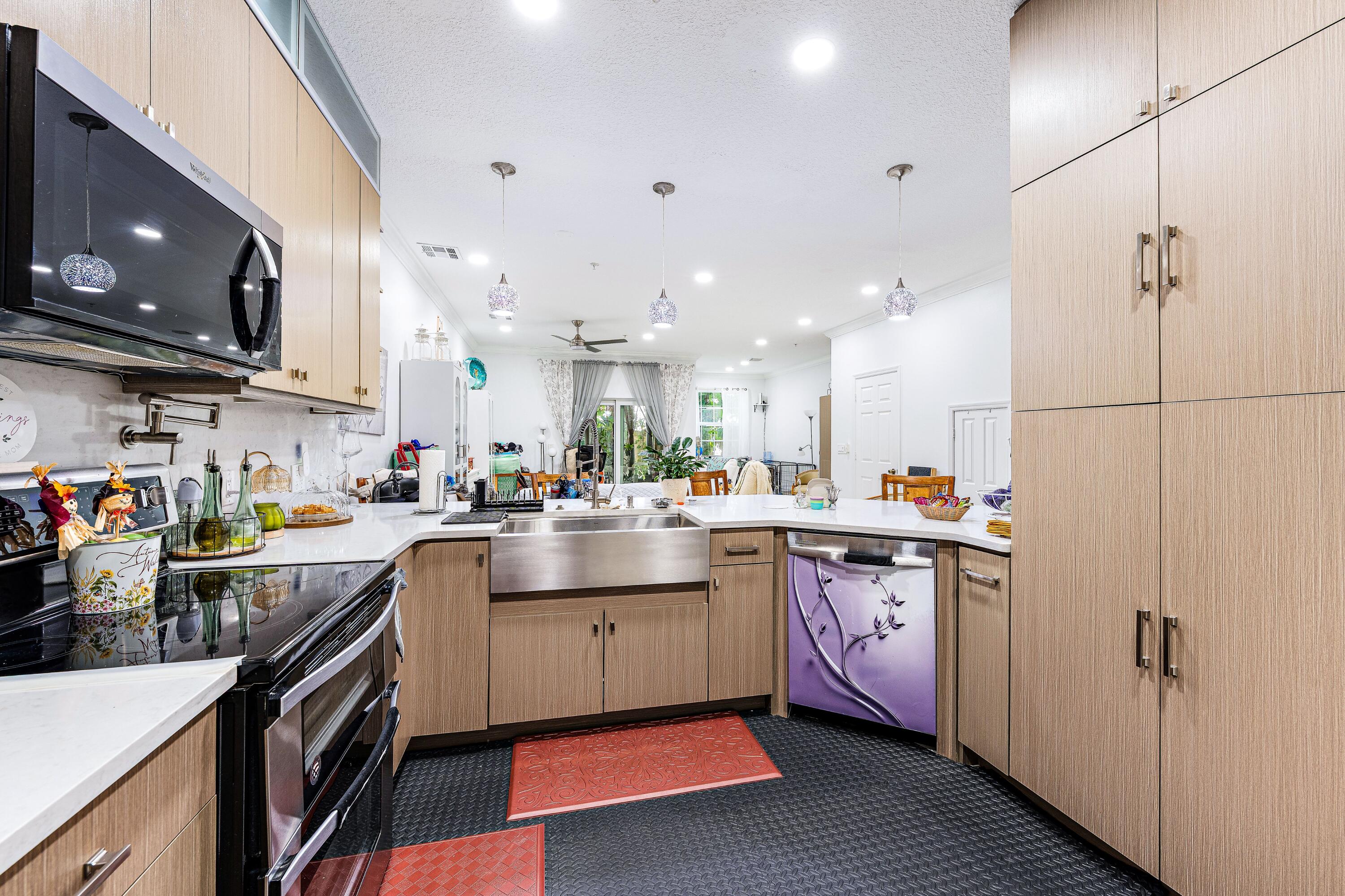 111 LIGHTHOUSE #D, Tequesta FL 33469