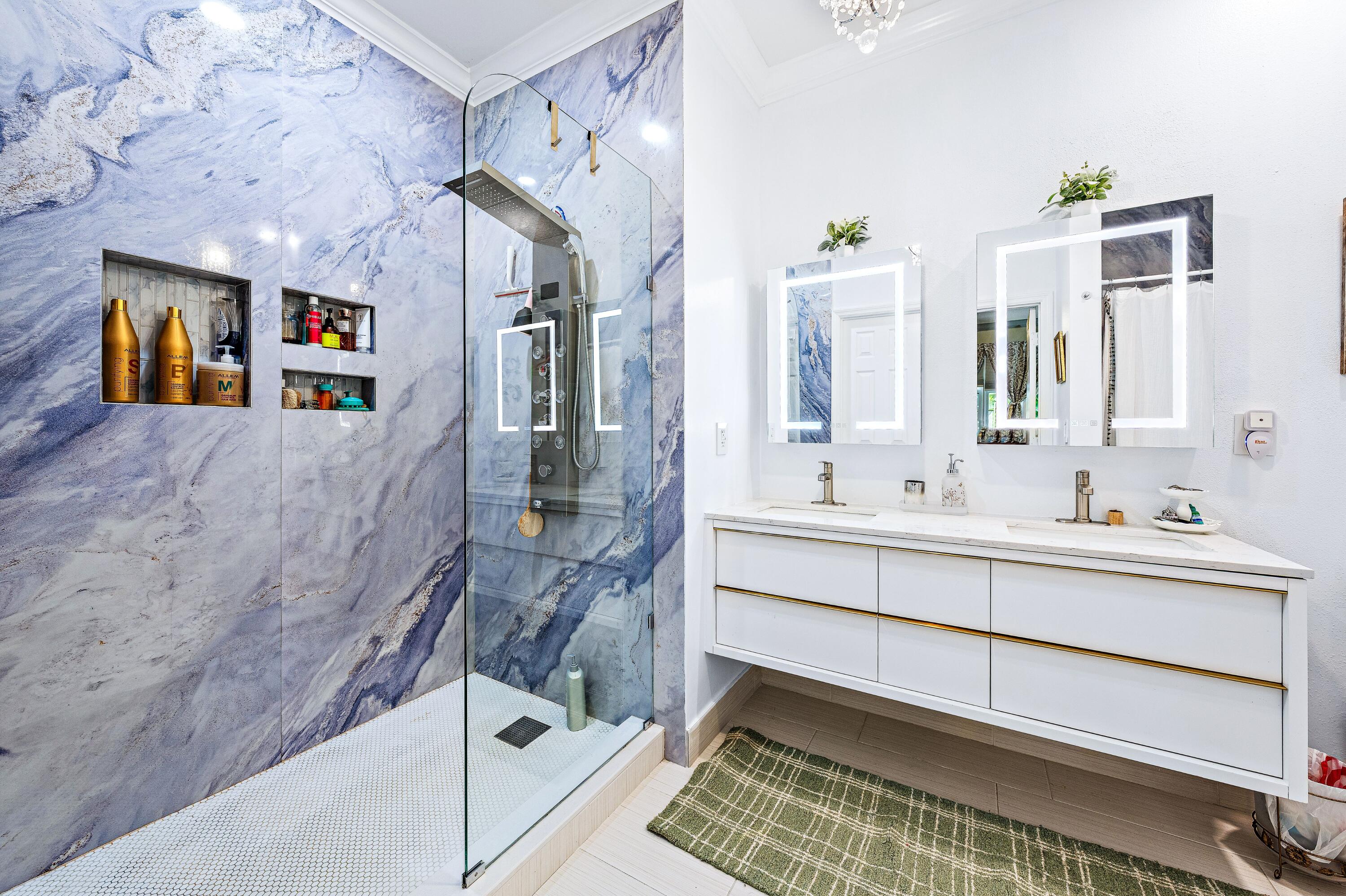 111 LIGHTHOUSE #D, Tequesta FL 33469