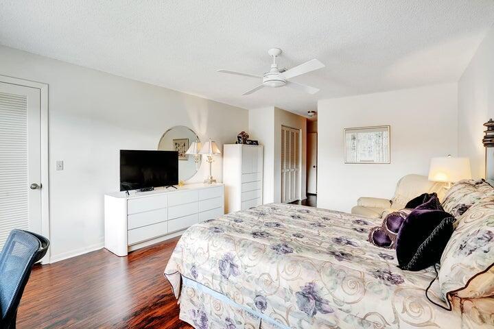 14 WESTGATE #14D, Boynton Beach FL 33436