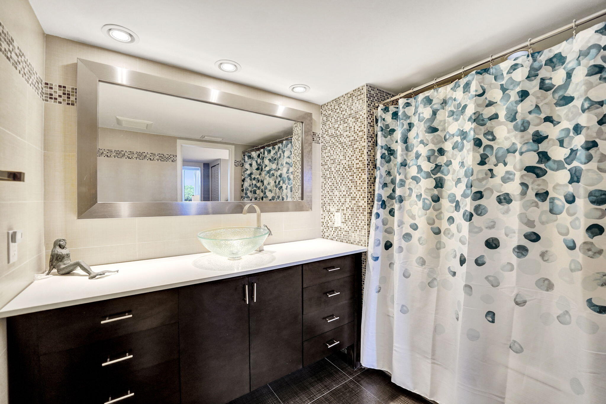 333 SUNSET #207, Fort Lauderdale FL 33301