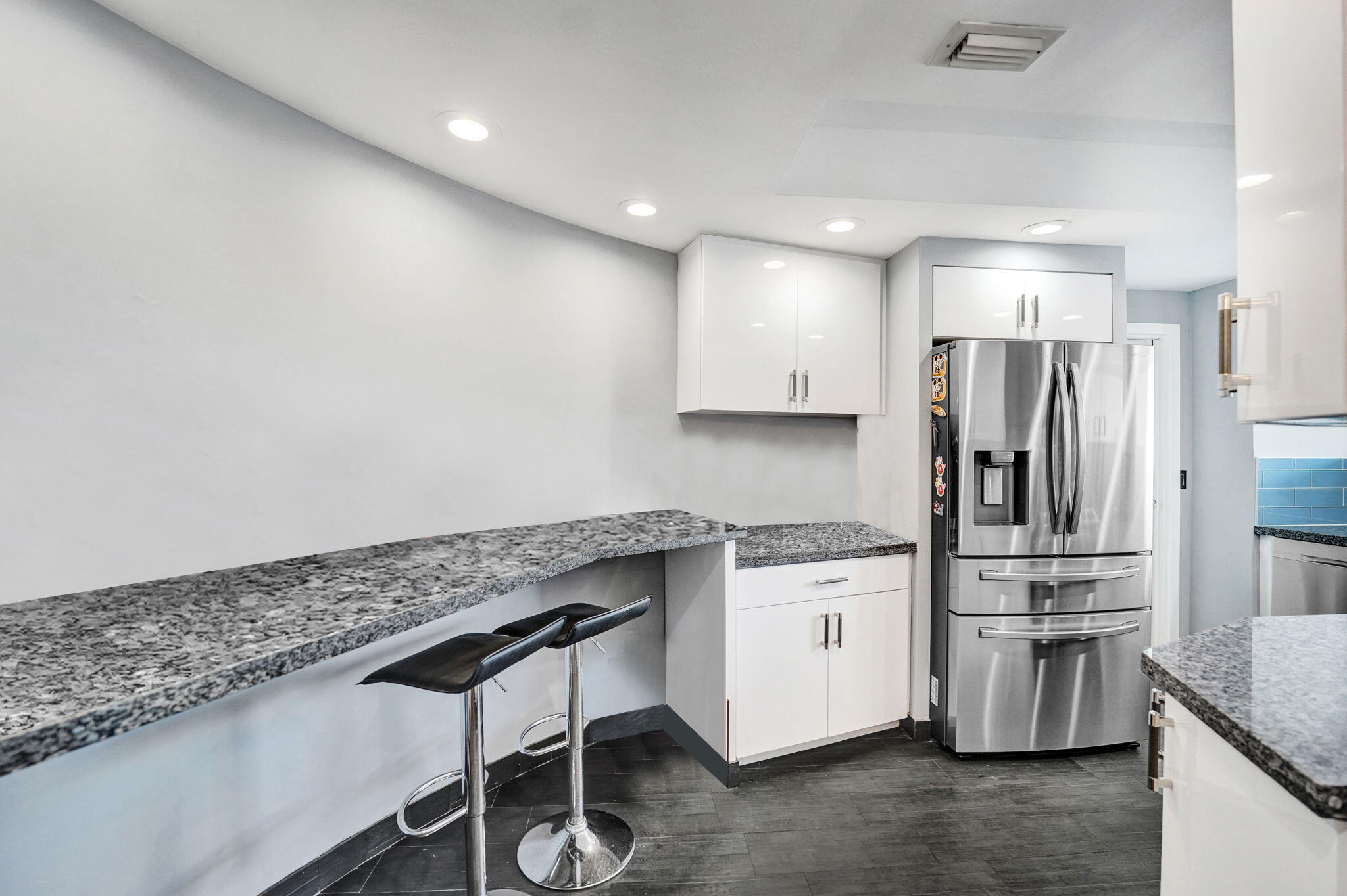 333 SUNSET #207, Fort Lauderdale FL 33301