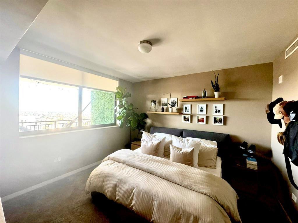 999 SW 1ST #3313, Miami FL 33130