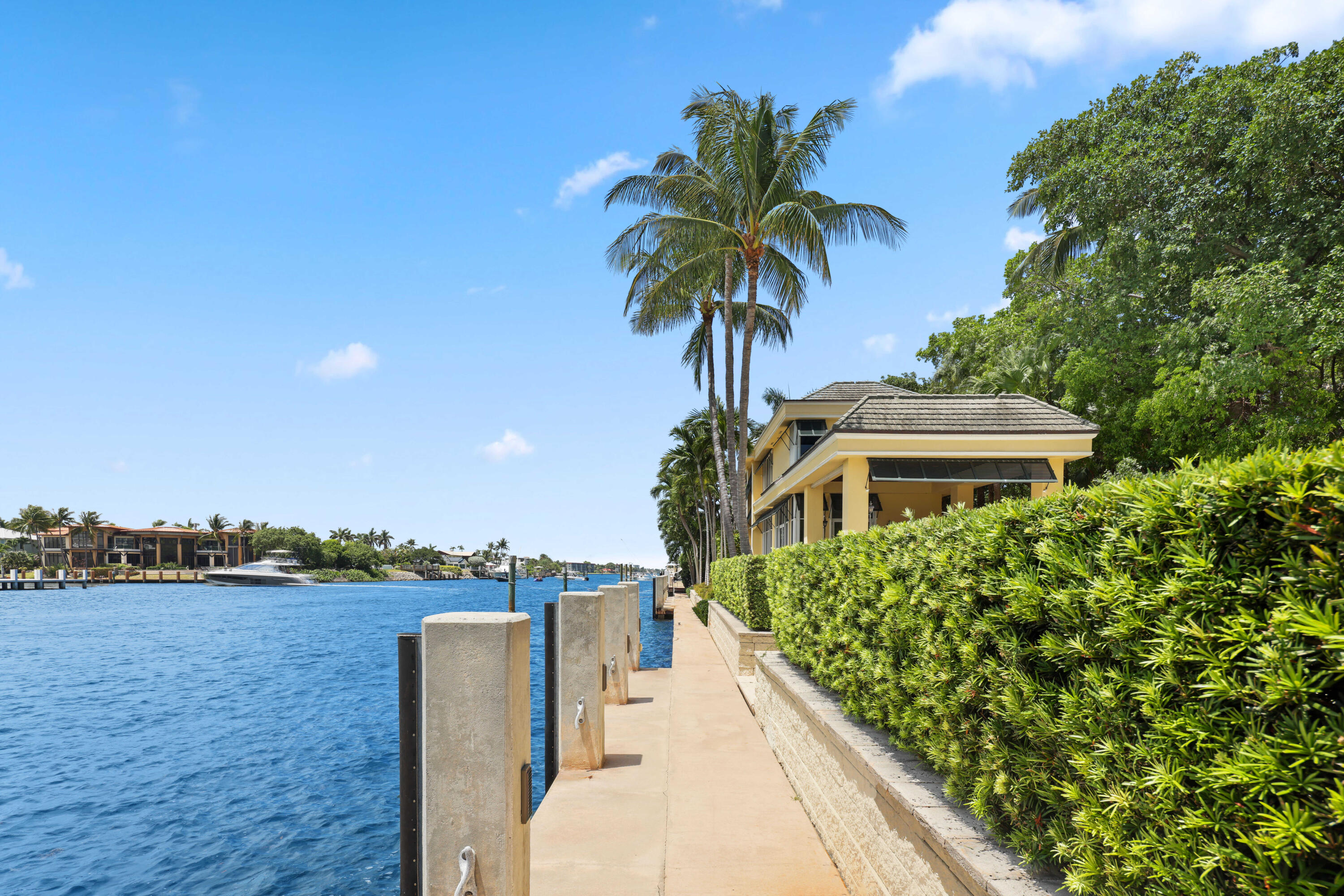 1083 Hillsboro Mile, Hillsboro Beach FL 33062