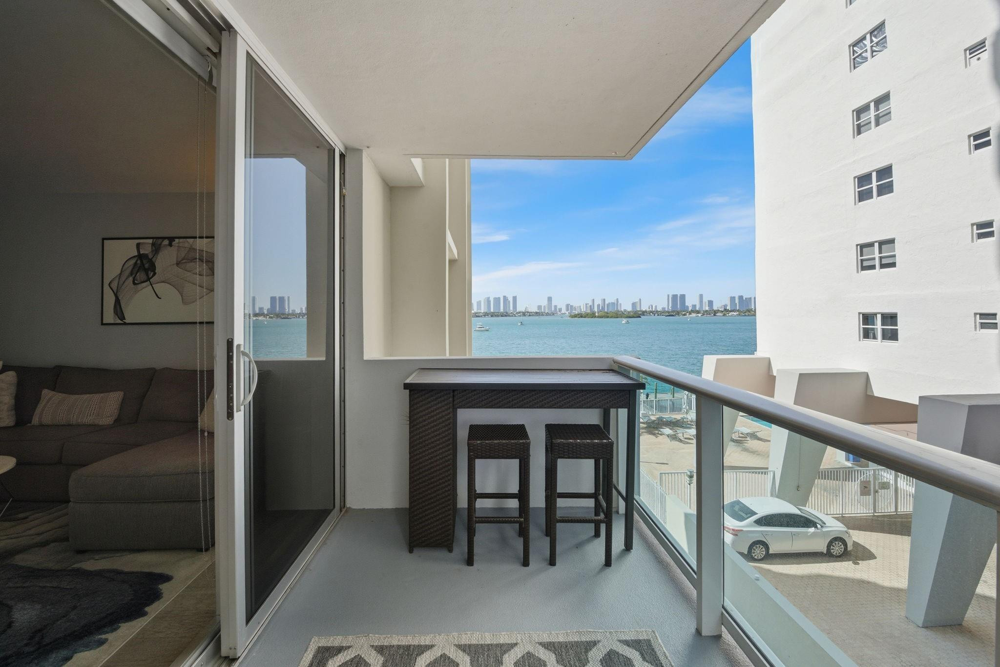 1200 West #324, Miami Beach FL 33139