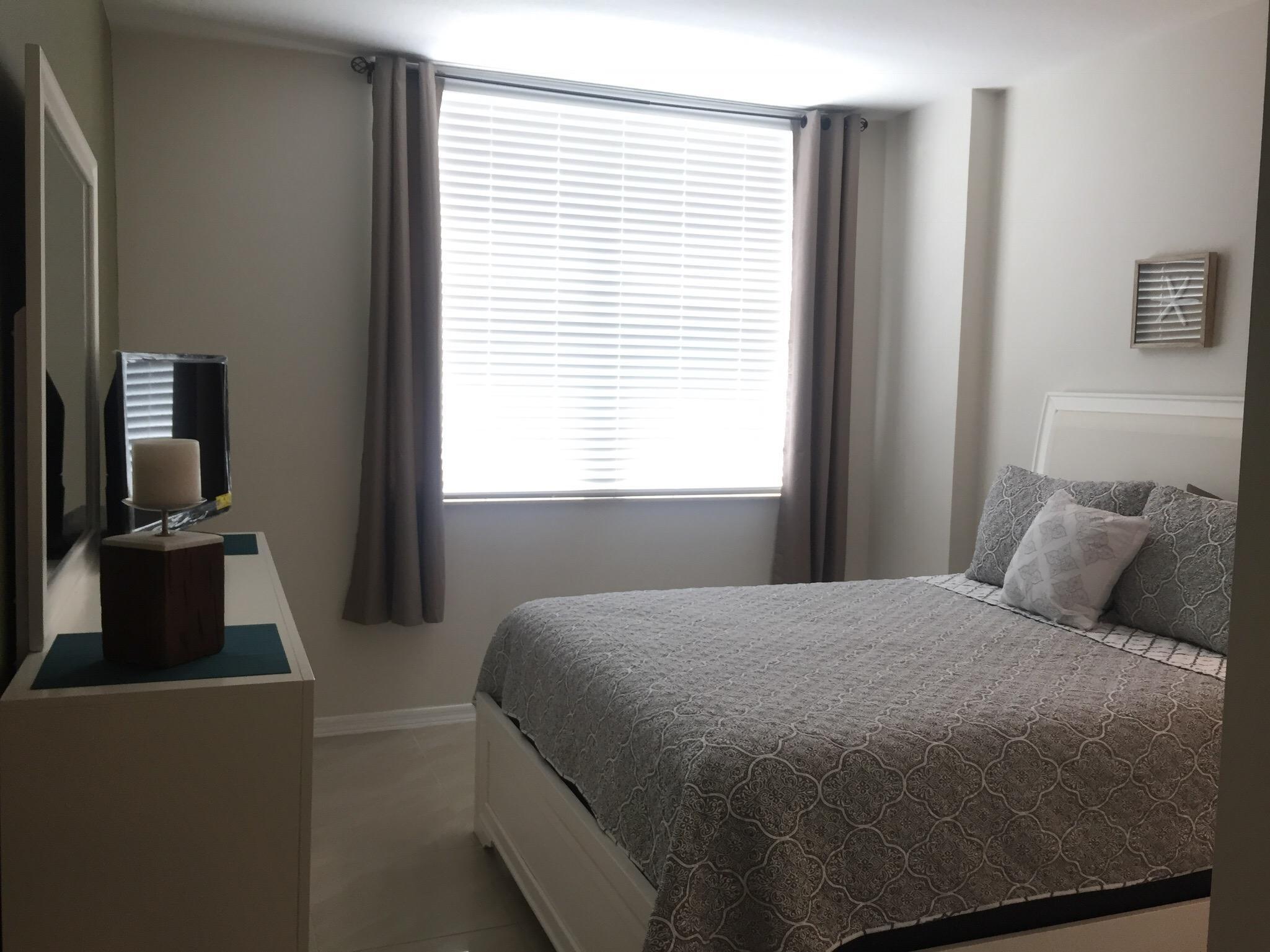 100 NE 6th, Boynton Beach FL 33435