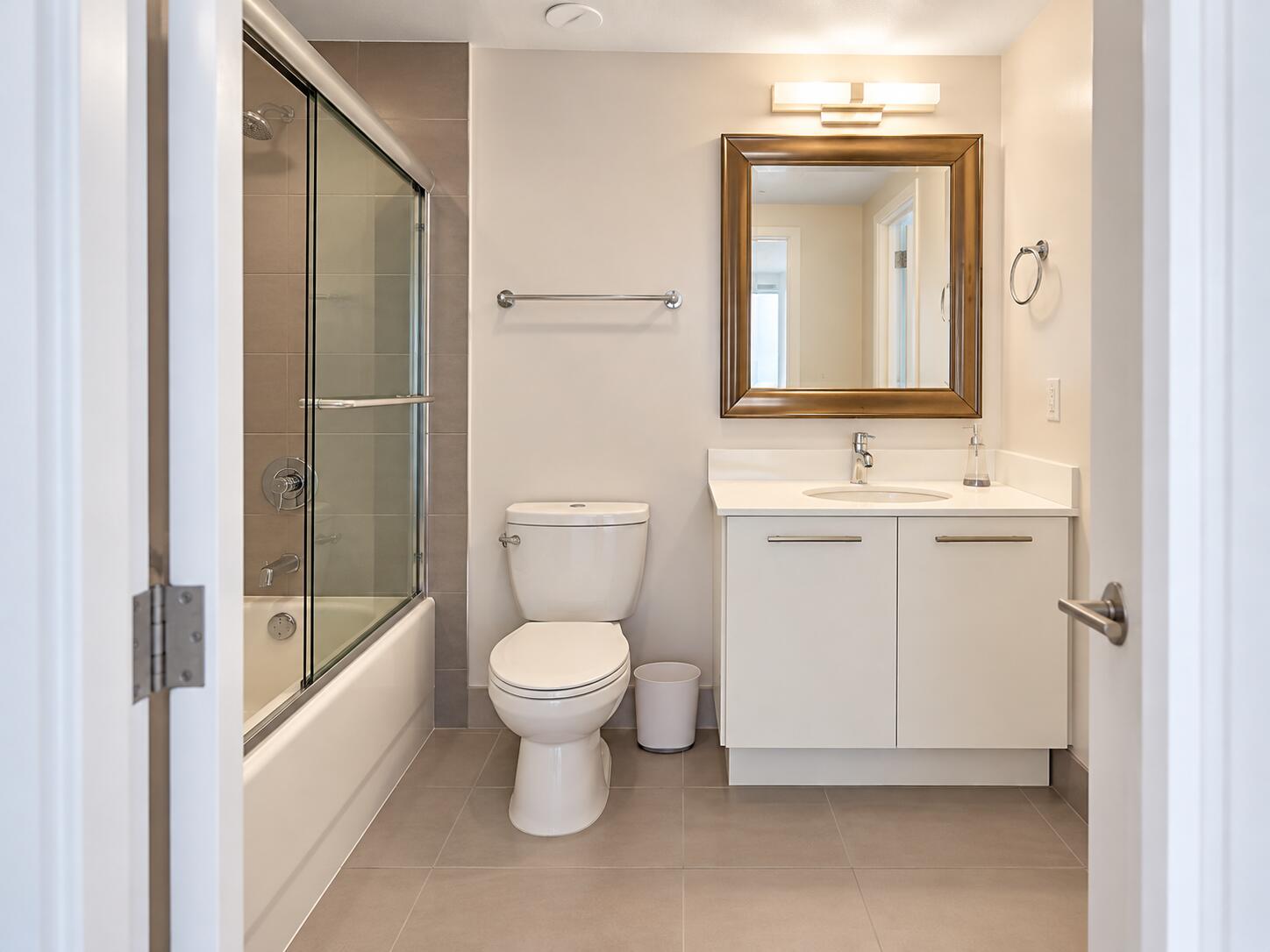 92 SW 3rd #4006, Miami FL 33130