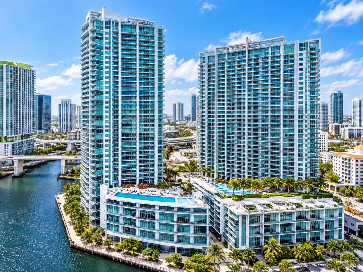 92 SW 3rd #4006, Miami FL 33130