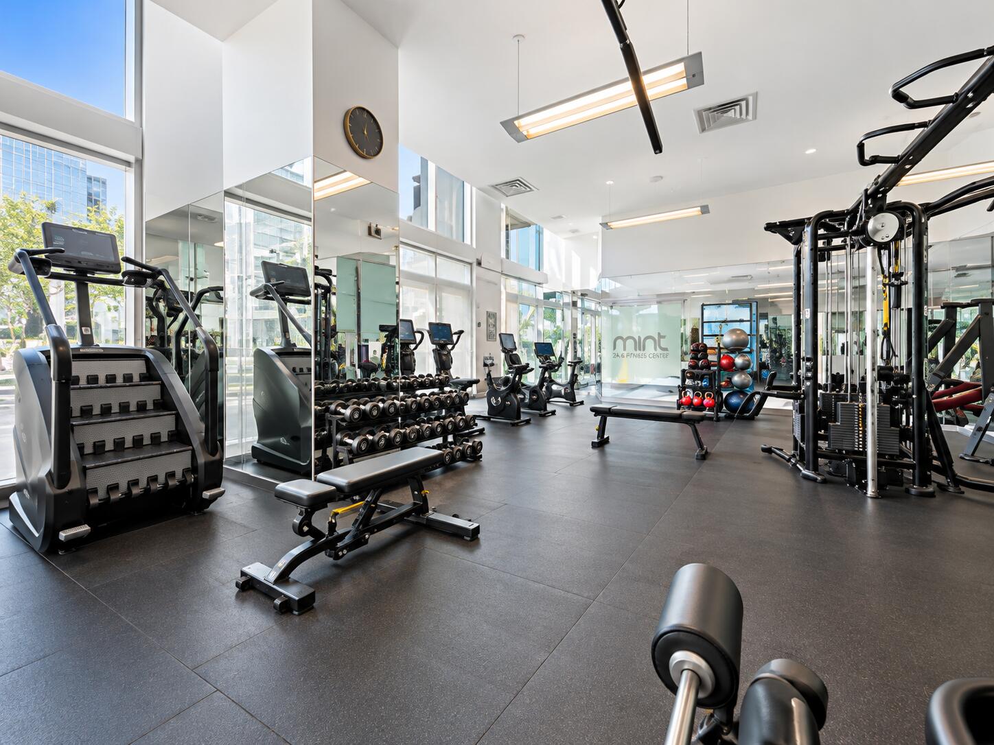 92 SW 3rd #4006, Miami FL 33130