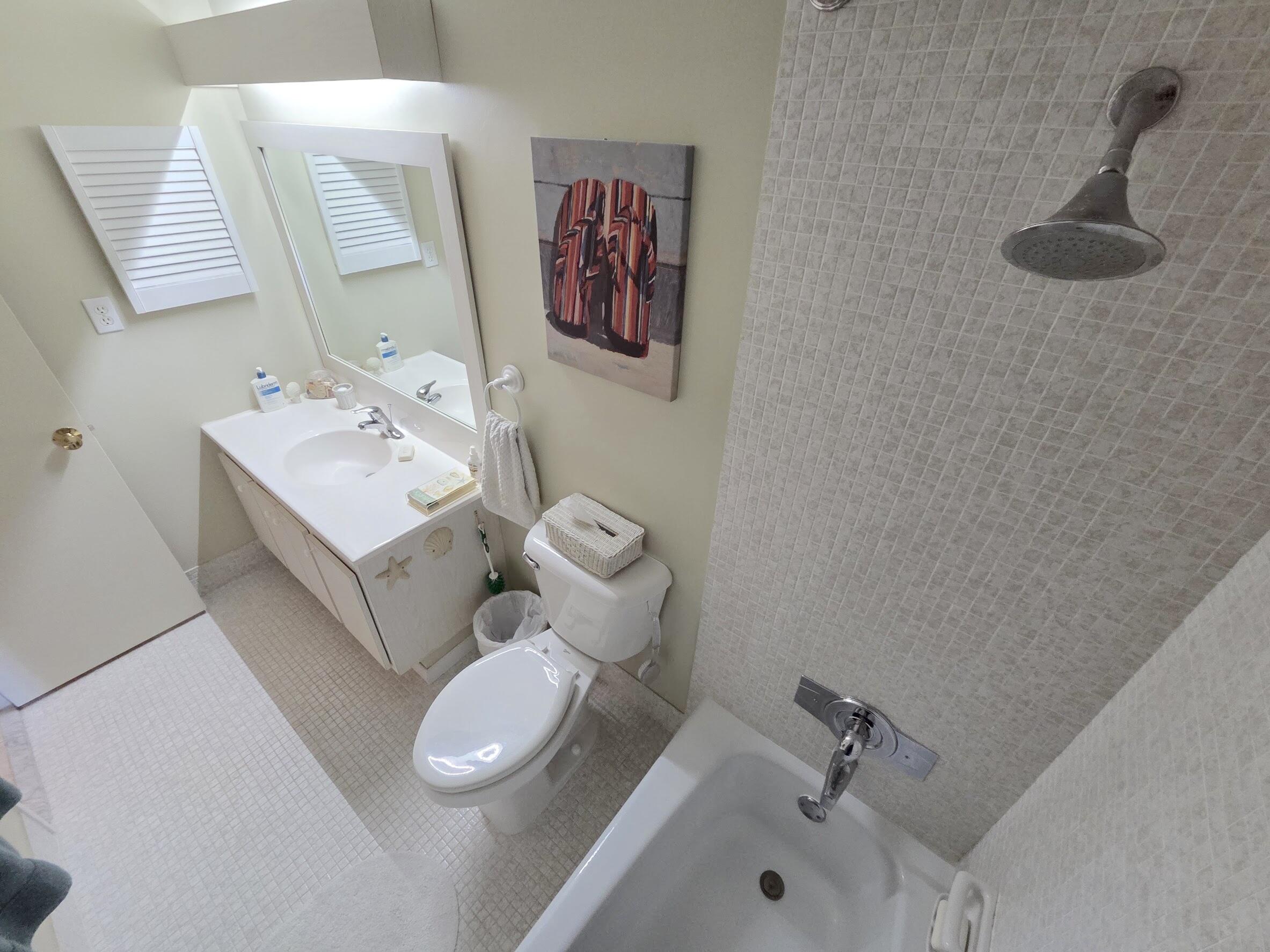 5550 N Ocean #204, Ocean Ridge FL 33435