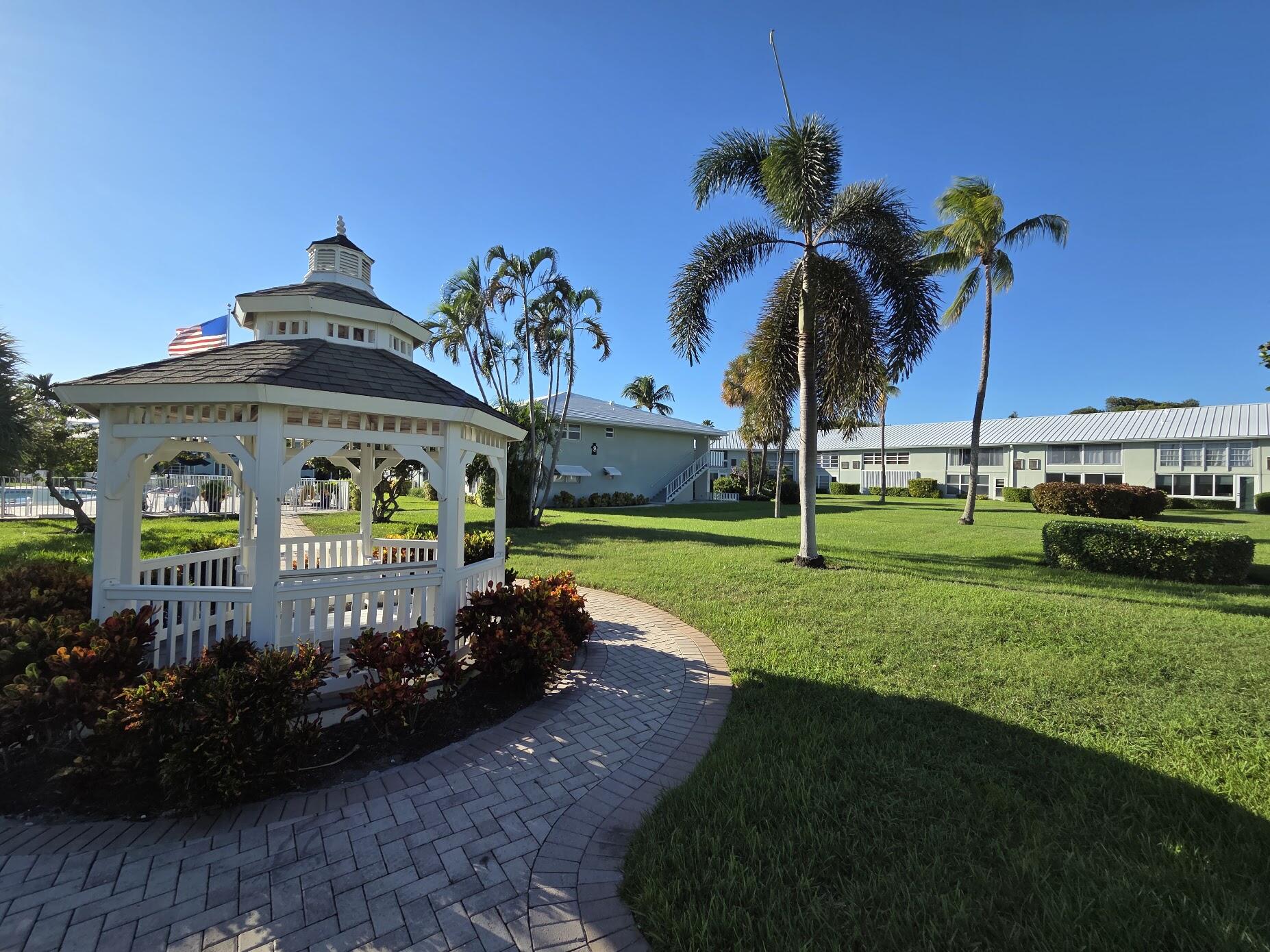 5550 N Ocean #204, Ocean Ridge FL 33435
