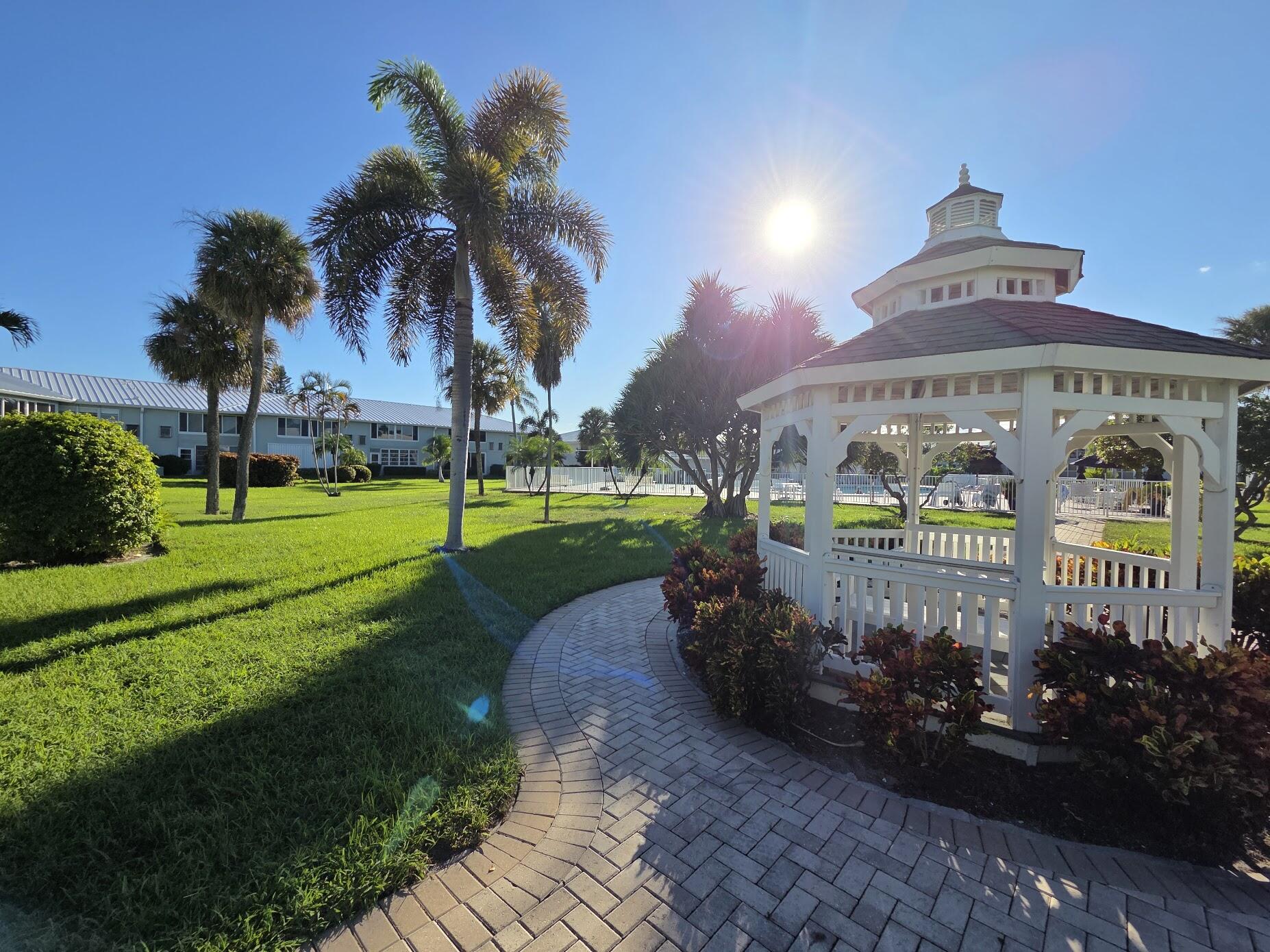 5550 N Ocean #204, Ocean Ridge FL 33435