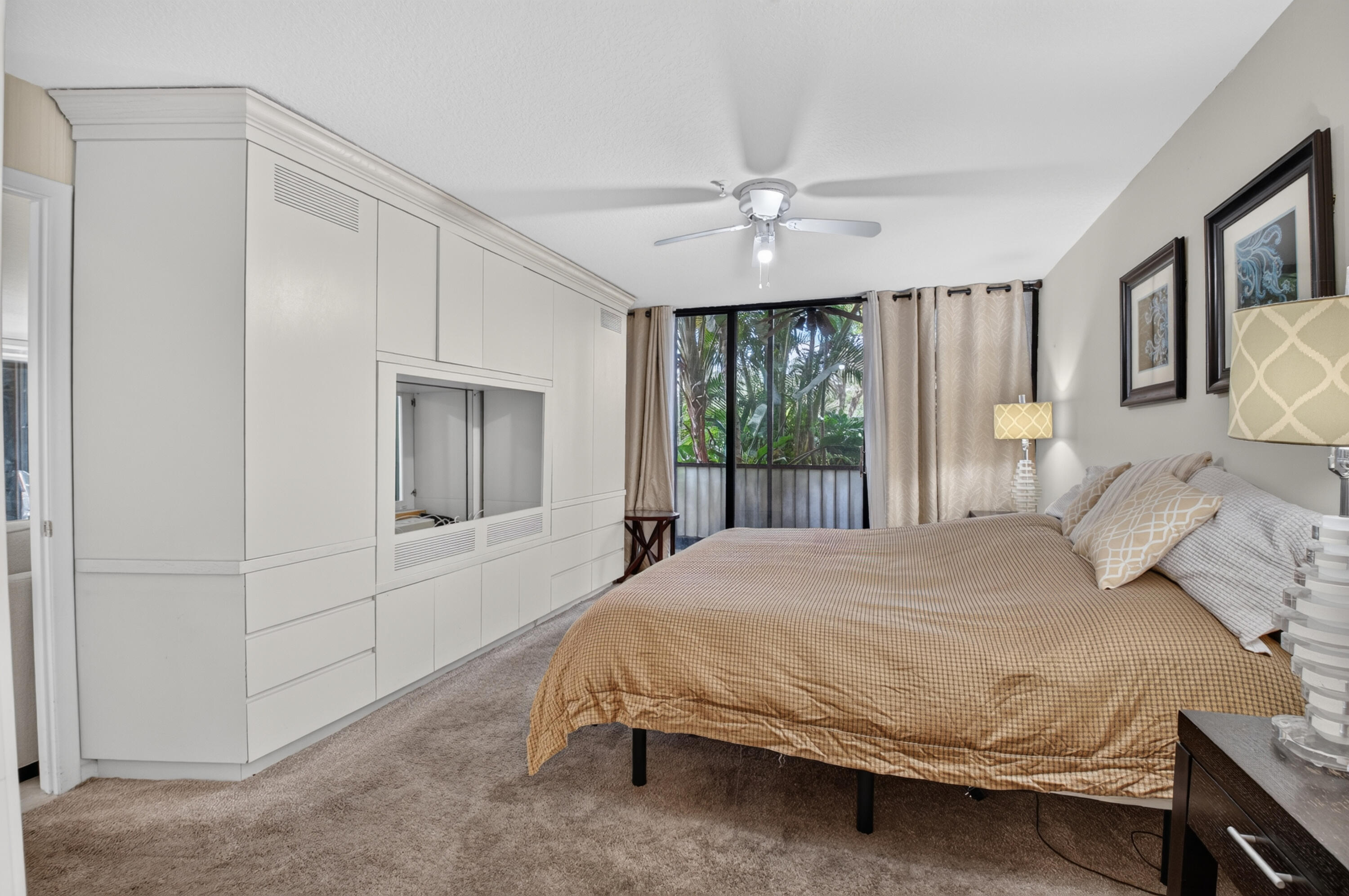 7786 Lakeside #614, Boca Raton FL 33434