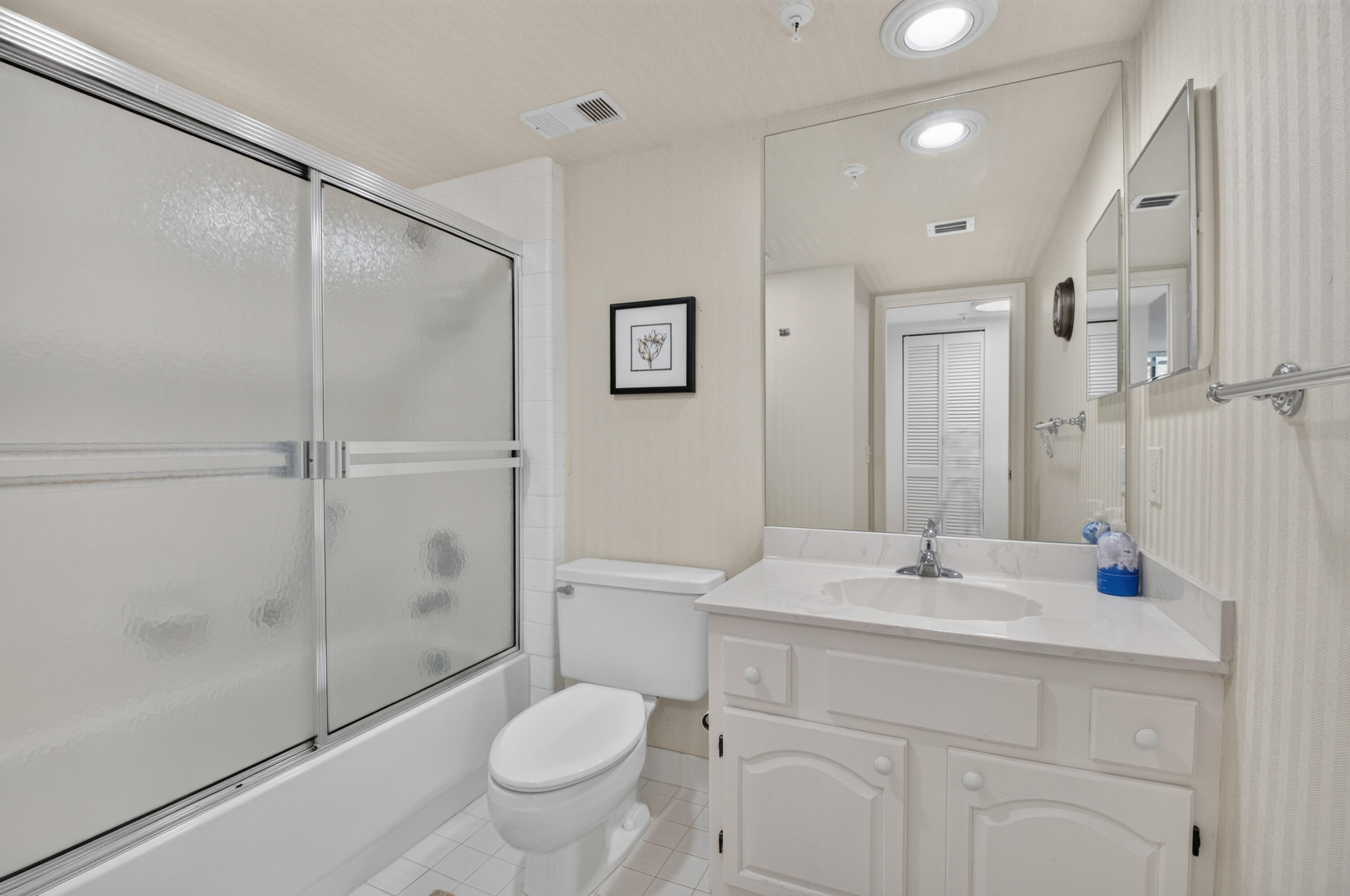 7786 Lakeside #614, Boca Raton FL 33434
