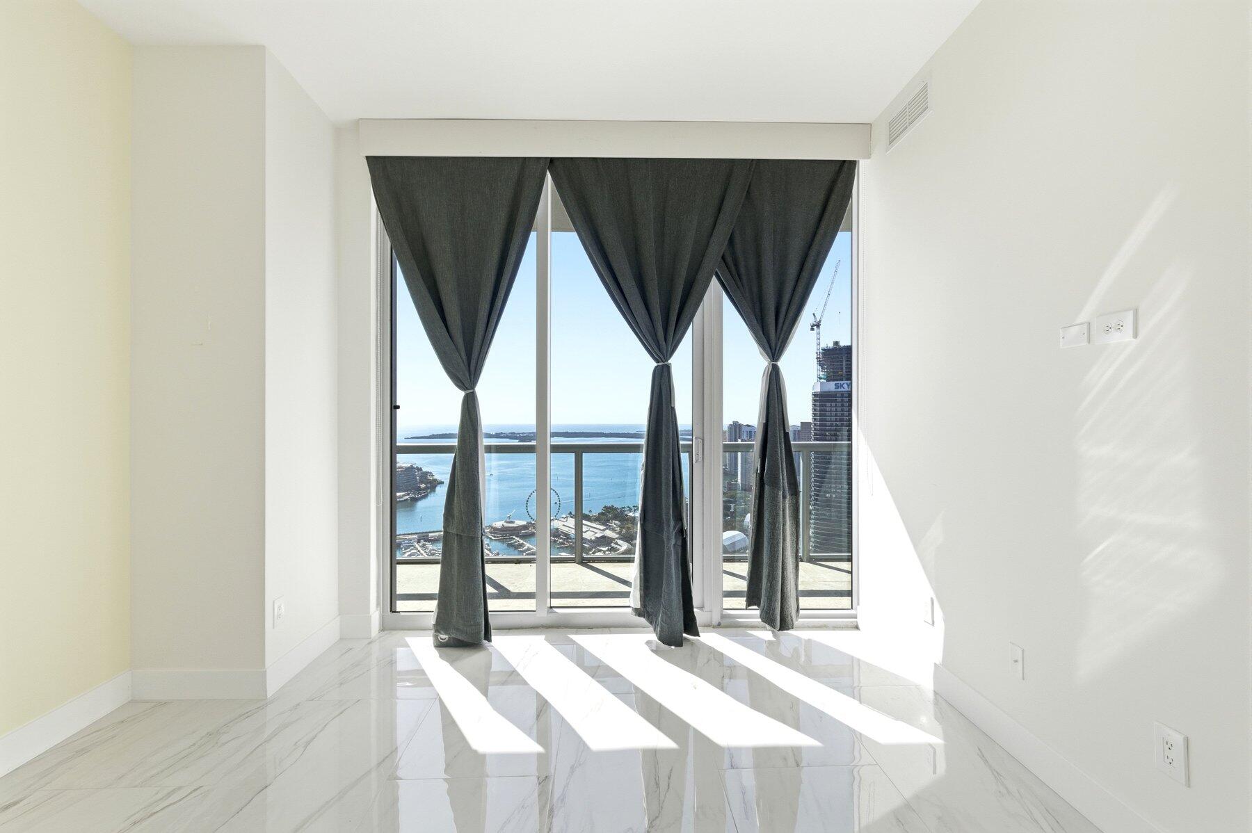 888 BISCAYNE #4904, Miami FL 33132
