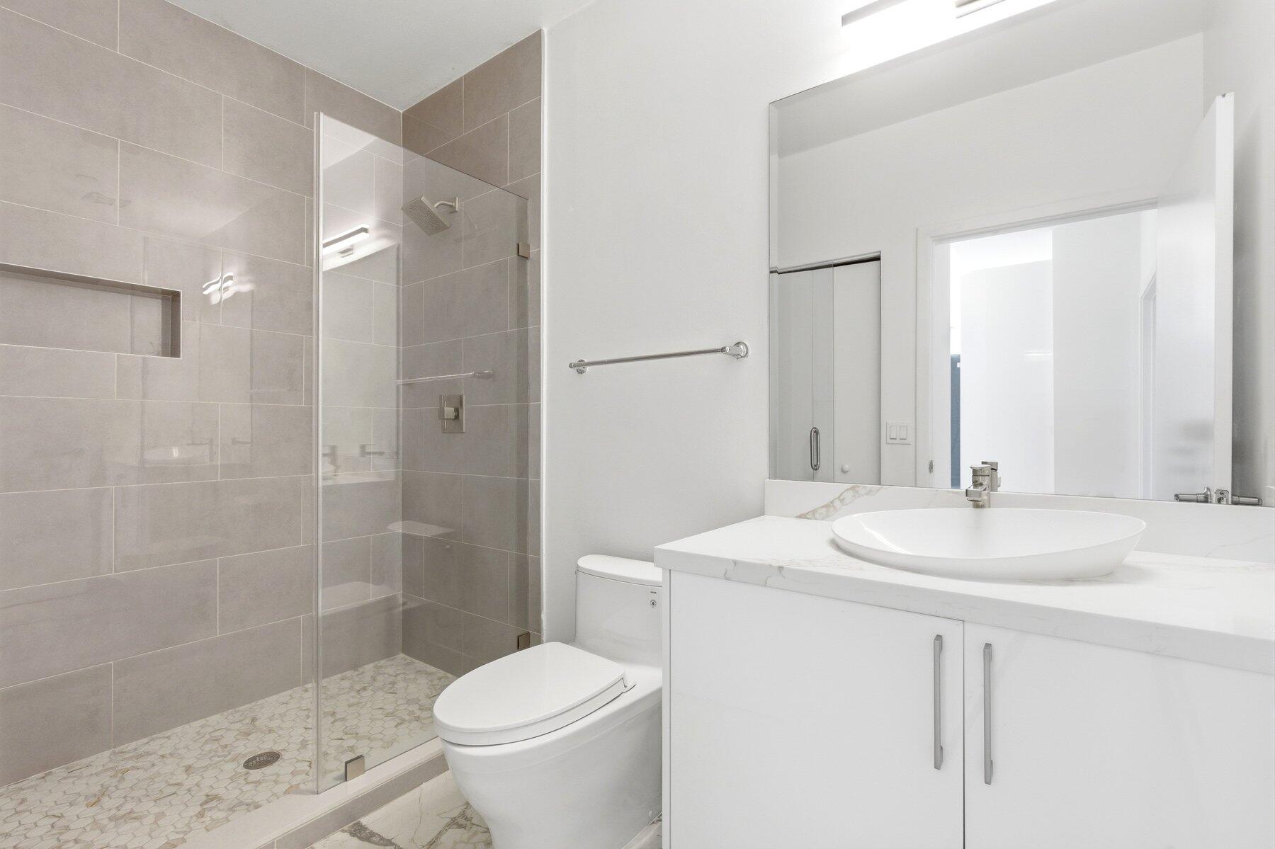 888 BISCAYNE #4904, Miami FL 33132