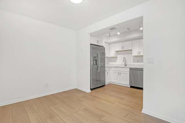 802 S Broadway #4, Lantana FL 33462