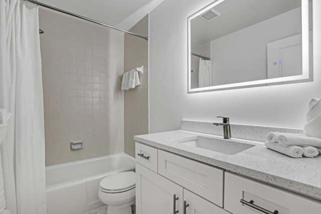 802 S Broadway #4, Lantana FL 33462