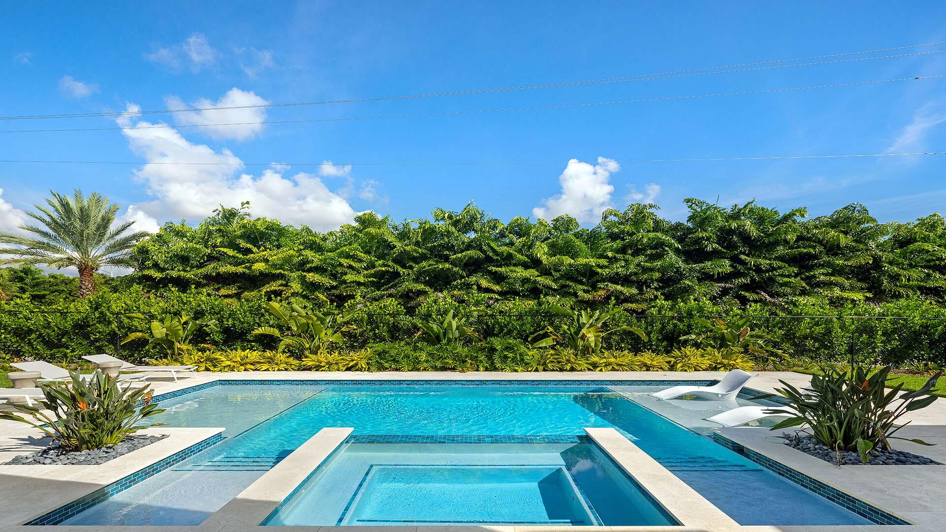 2775 Ave Au Soleil, Gulf Stream FL 33483