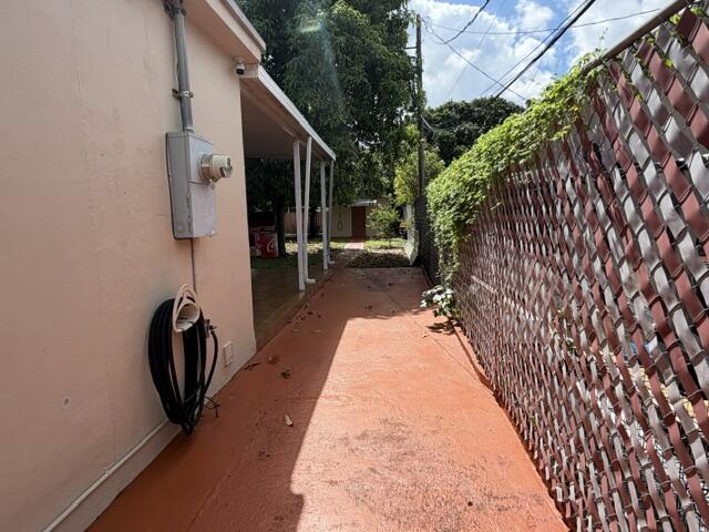 378 W 39th, Hialeah FL 33012