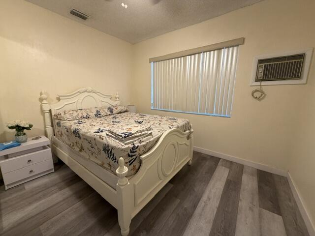 378 W 39th, Hialeah FL 33012