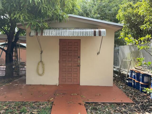 378 W 39th, Hialeah FL 33012