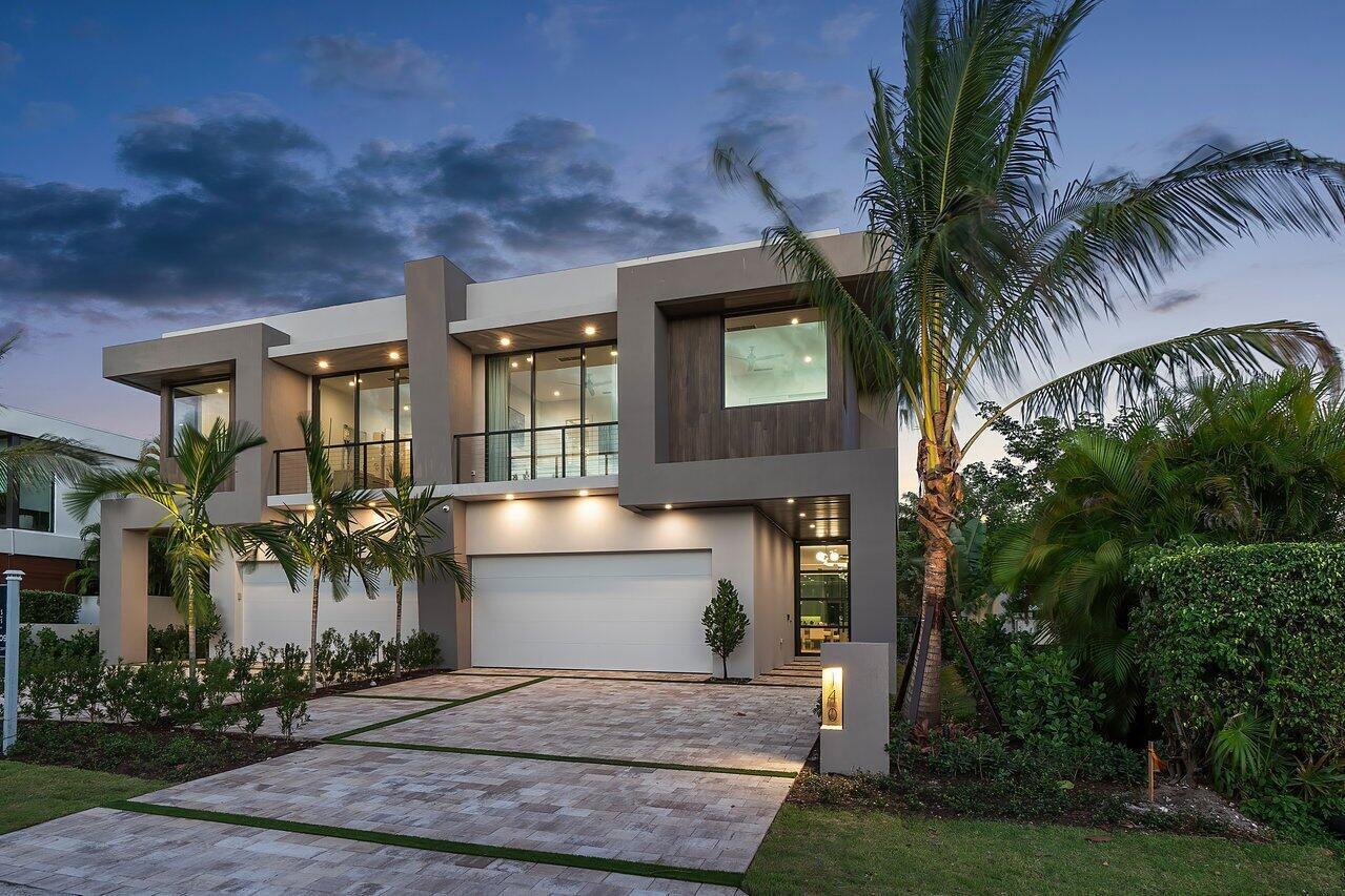 140 NE WAVECREST, Boca Raton FL 33432