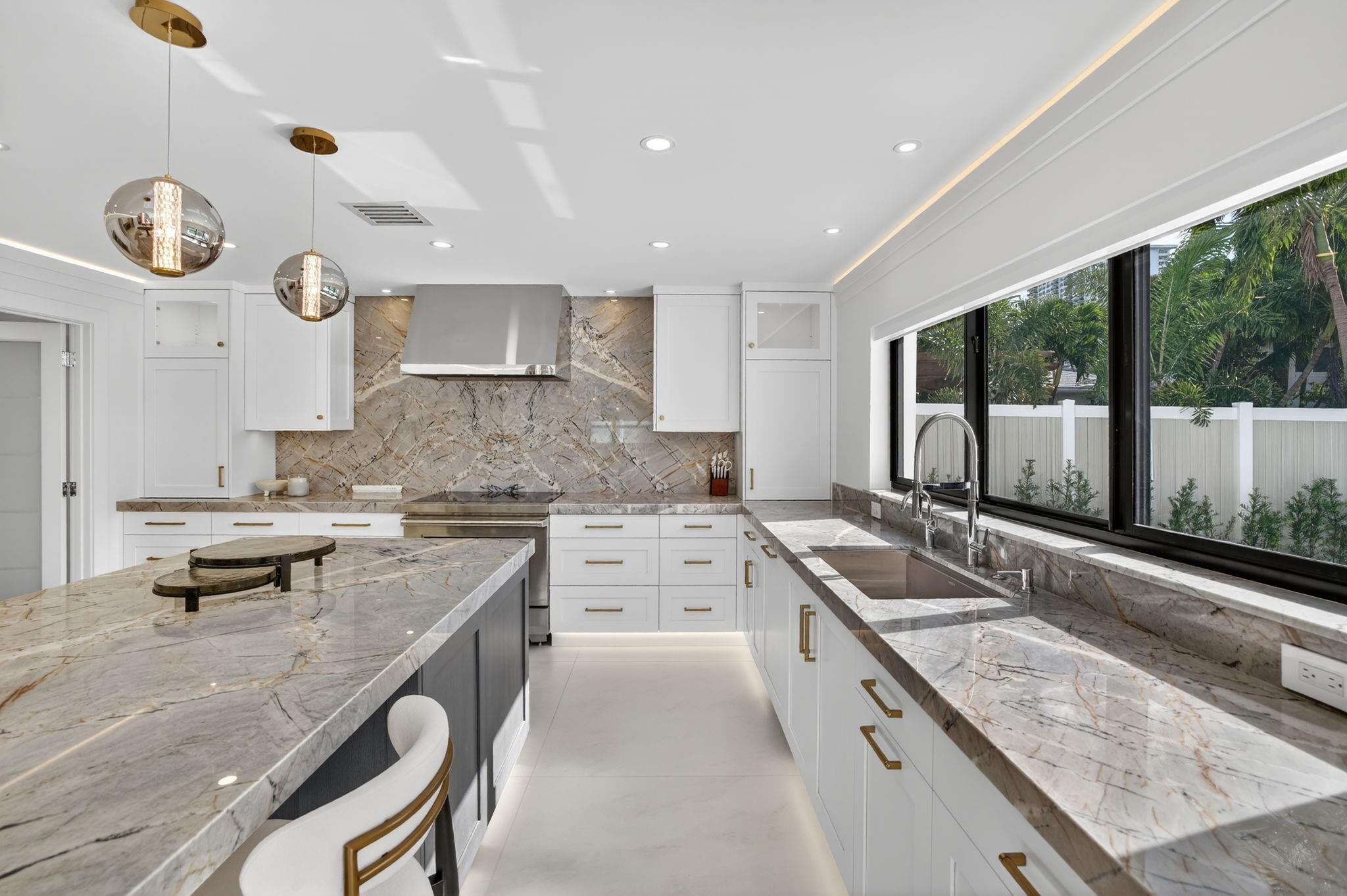 3316 NE 37TH, Fort Lauderdale FL 33308