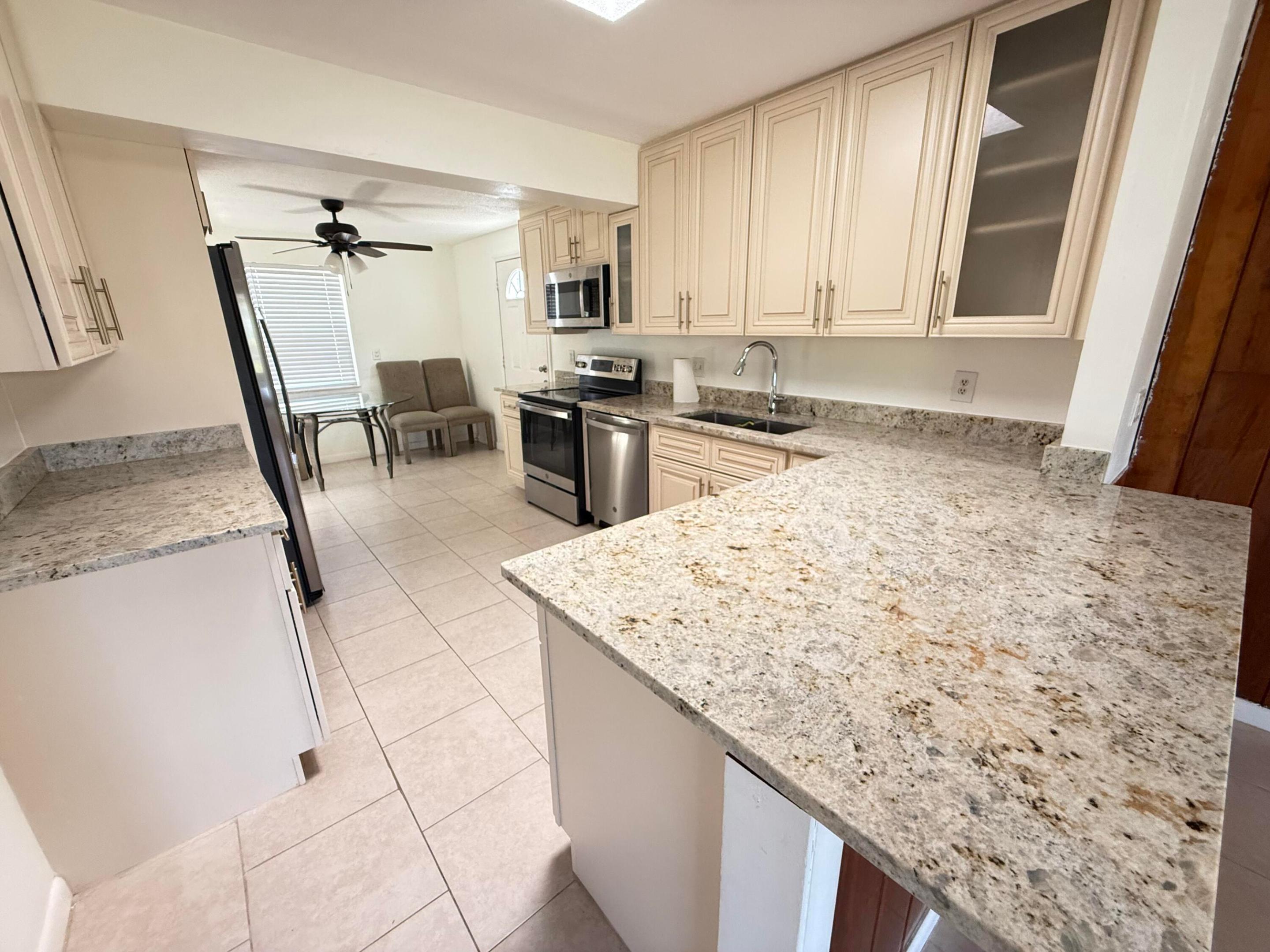 2877 Seminole, Palm Springs FL 33406