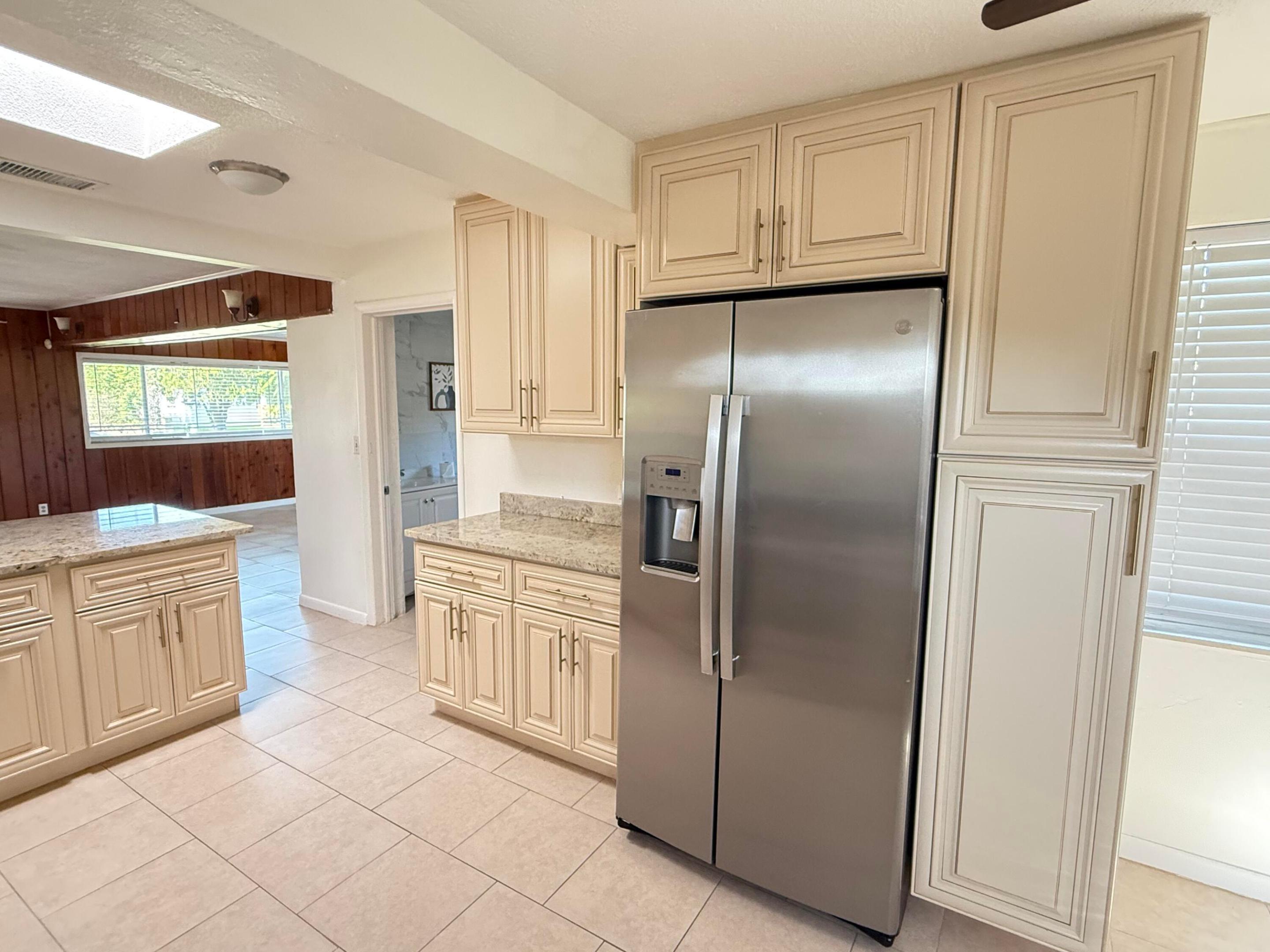 2877 Seminole, Palm Springs FL 33406