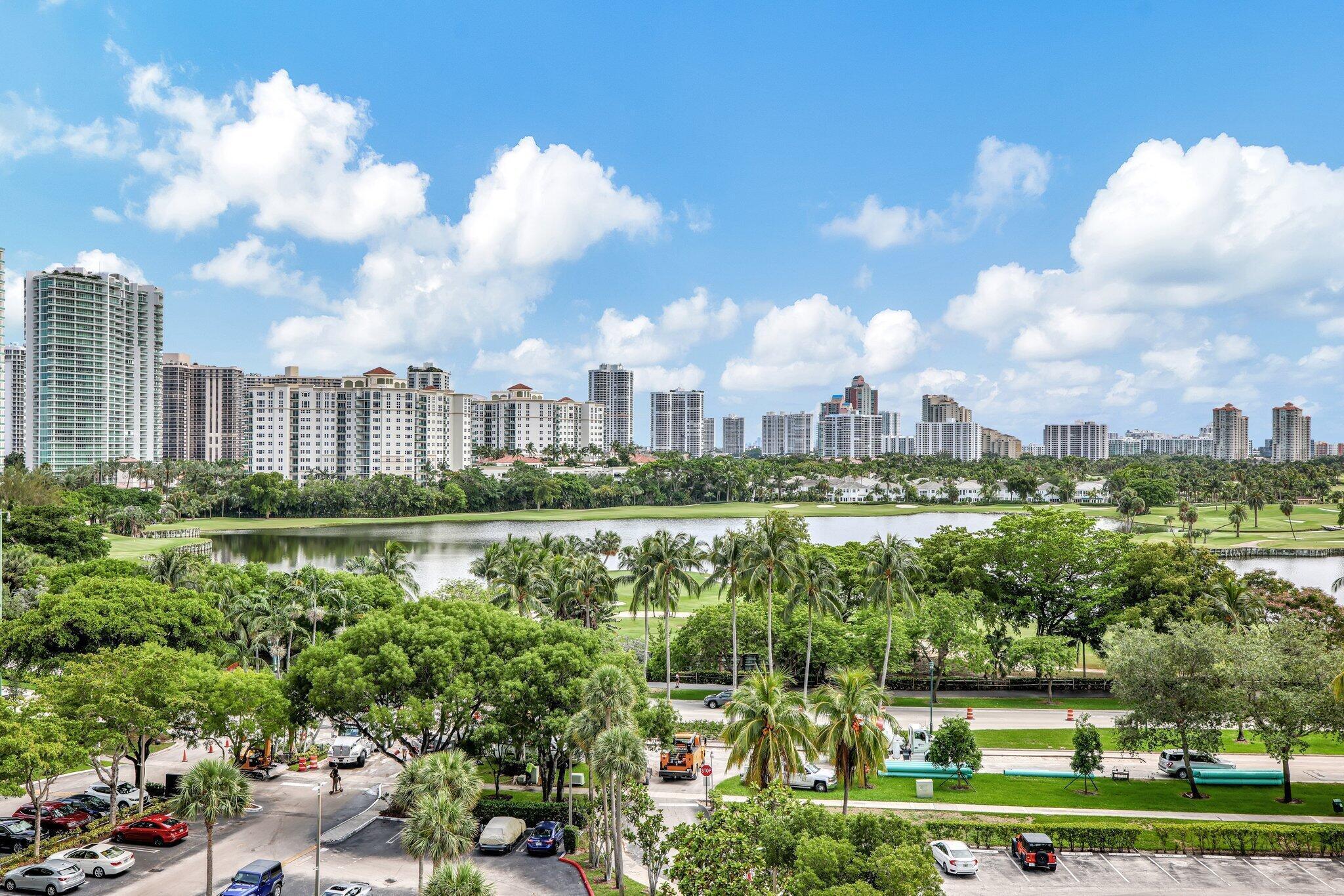 3701 N COUNTRY CLUB #907, Aventura FL 33180