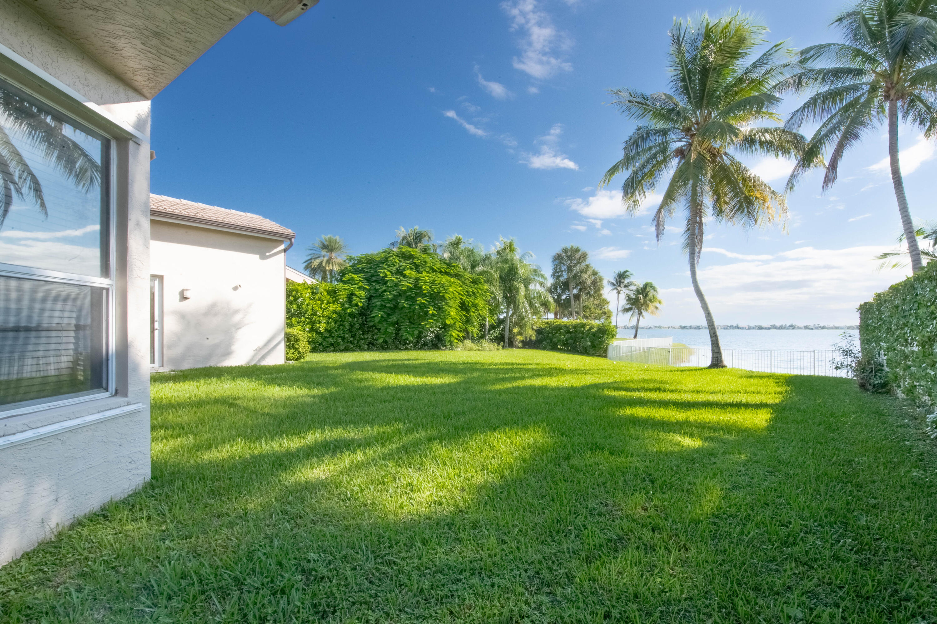 5207 SW 195TH, Miramar FL 33029