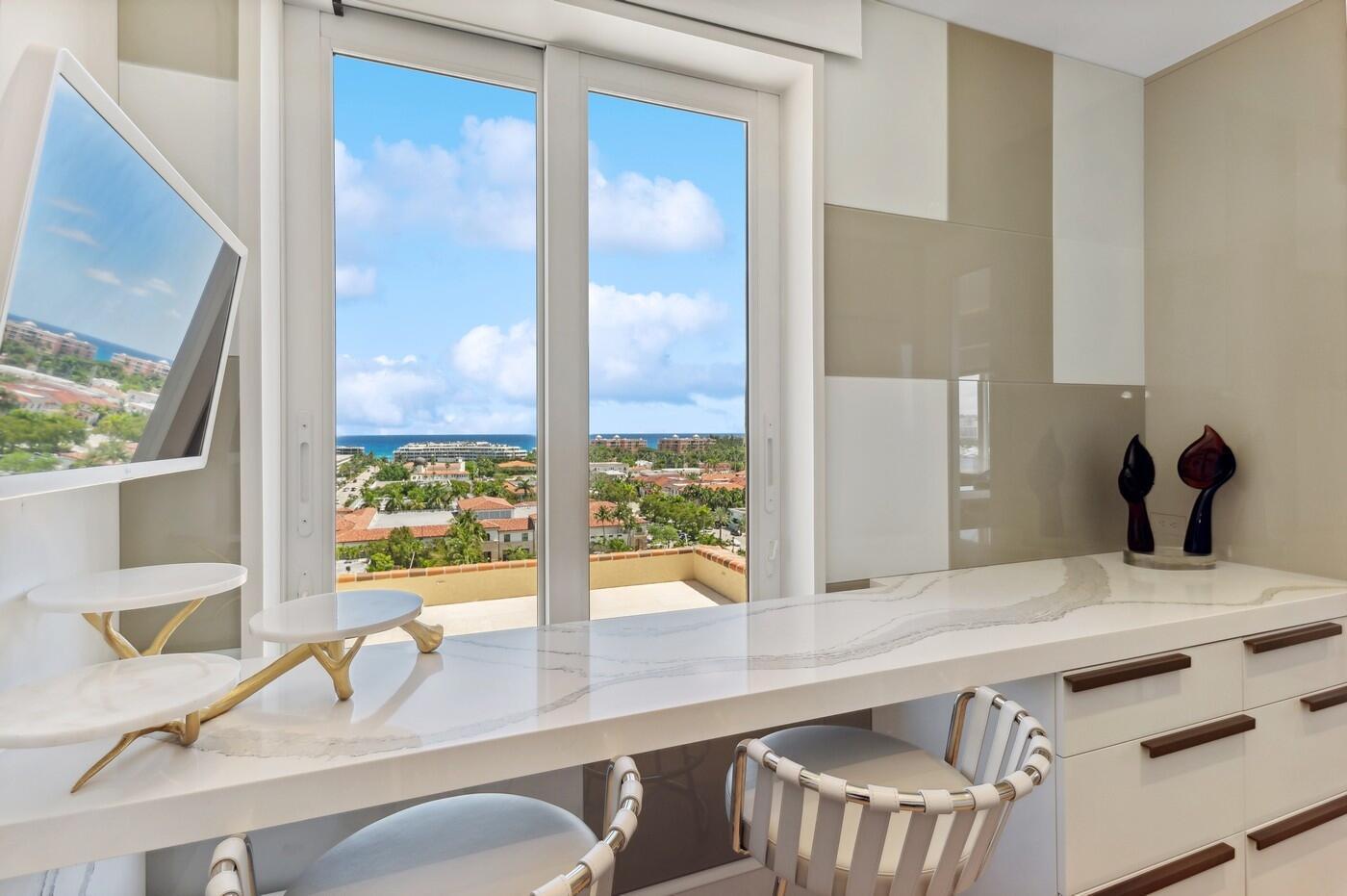 150 BRADLEY #906, Palm Beach FL 33480