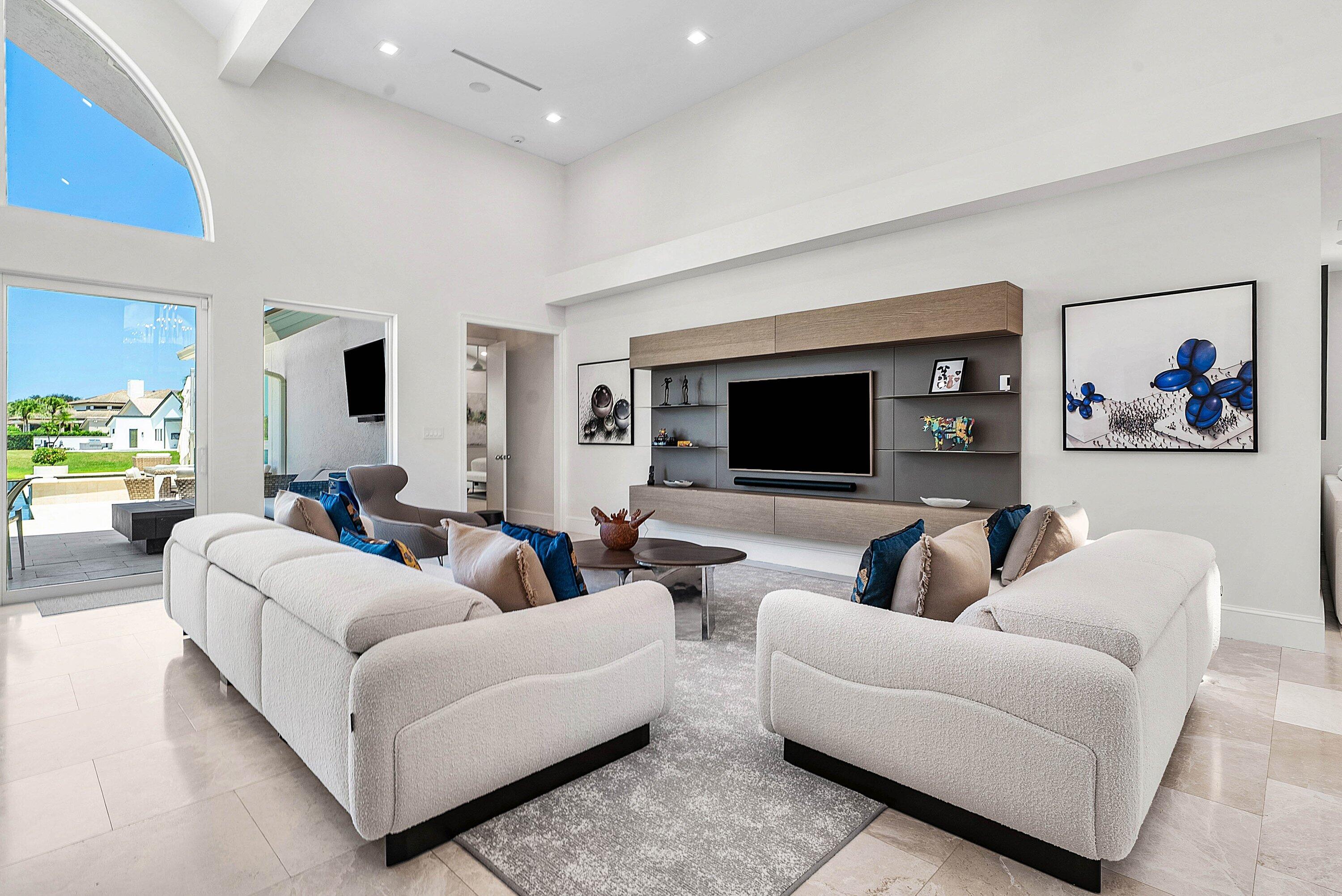13660 Rivoli, Palm Beach Gardens FL 33410