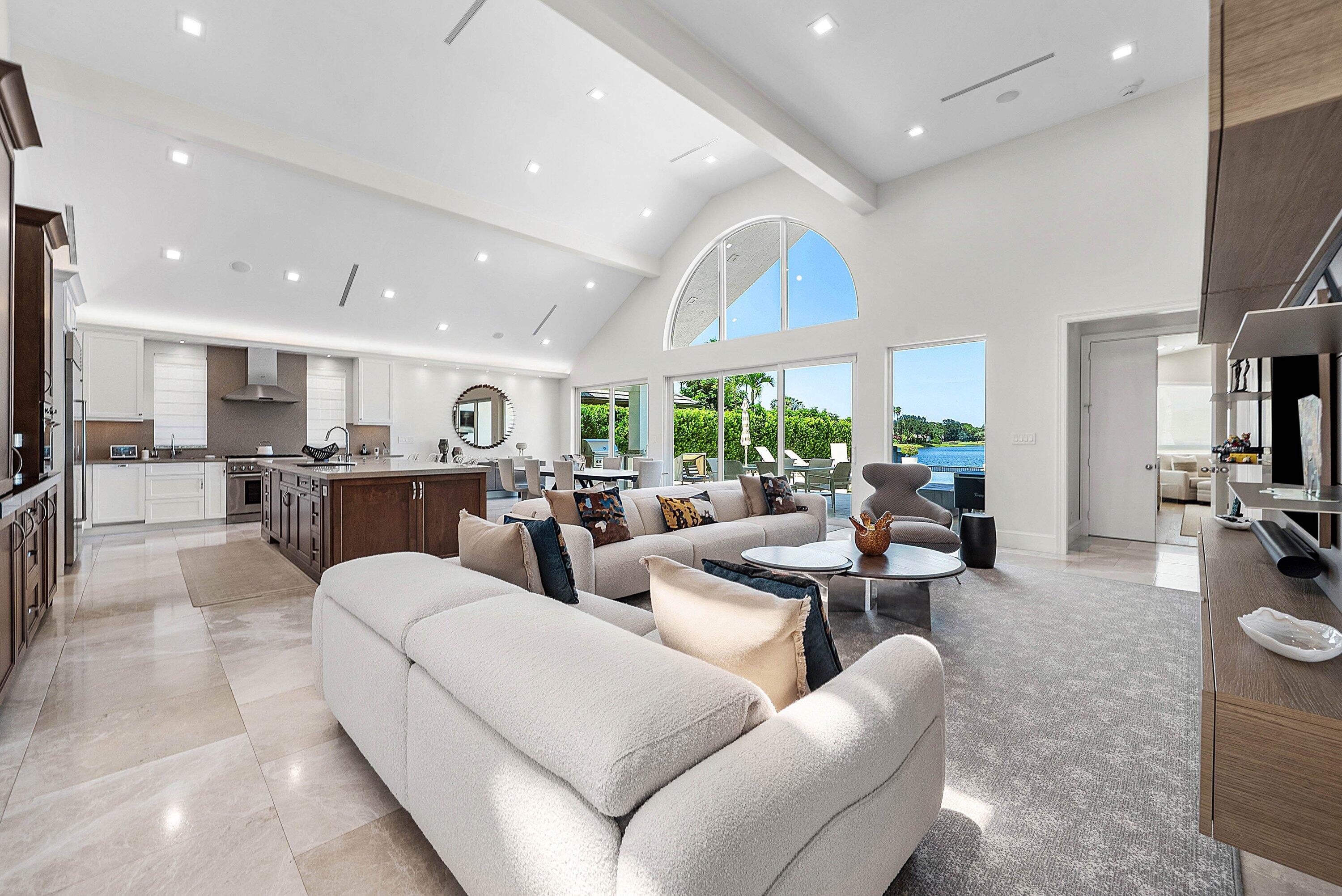 13660 Rivoli, Palm Beach Gardens FL 33410