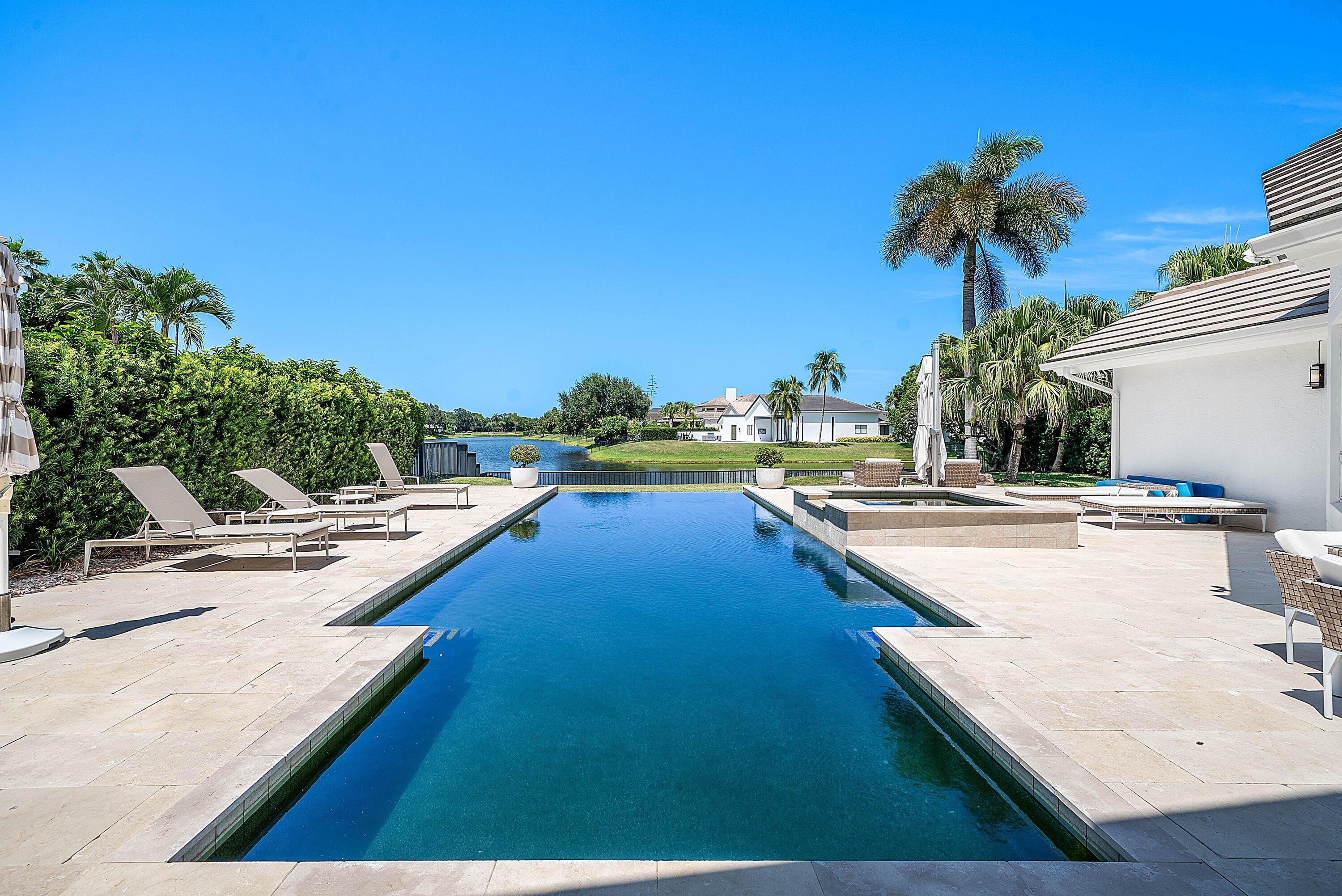 13660 Rivoli, Palm Beach Gardens FL 33410