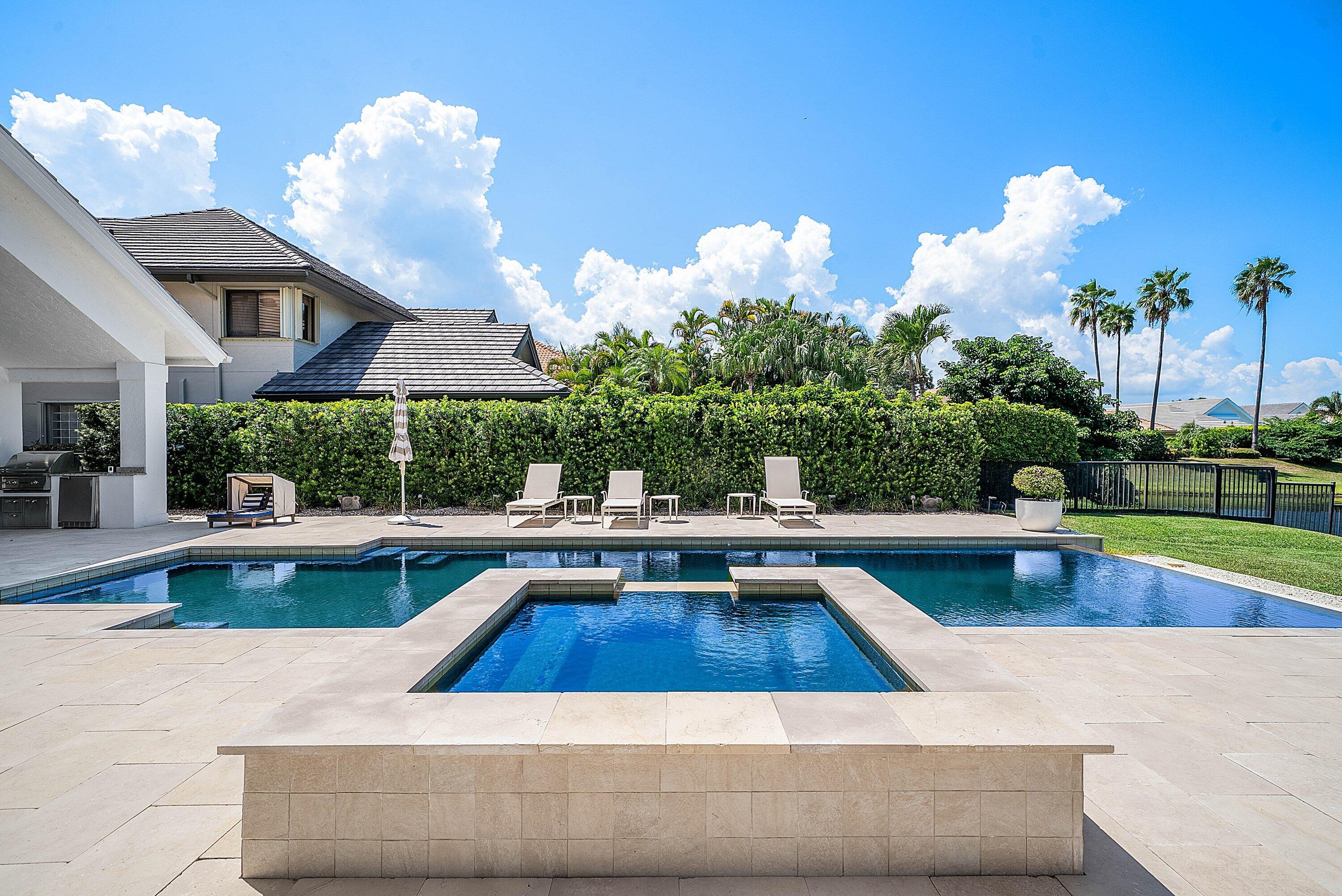 13660 Rivoli, Palm Beach Gardens FL 33410