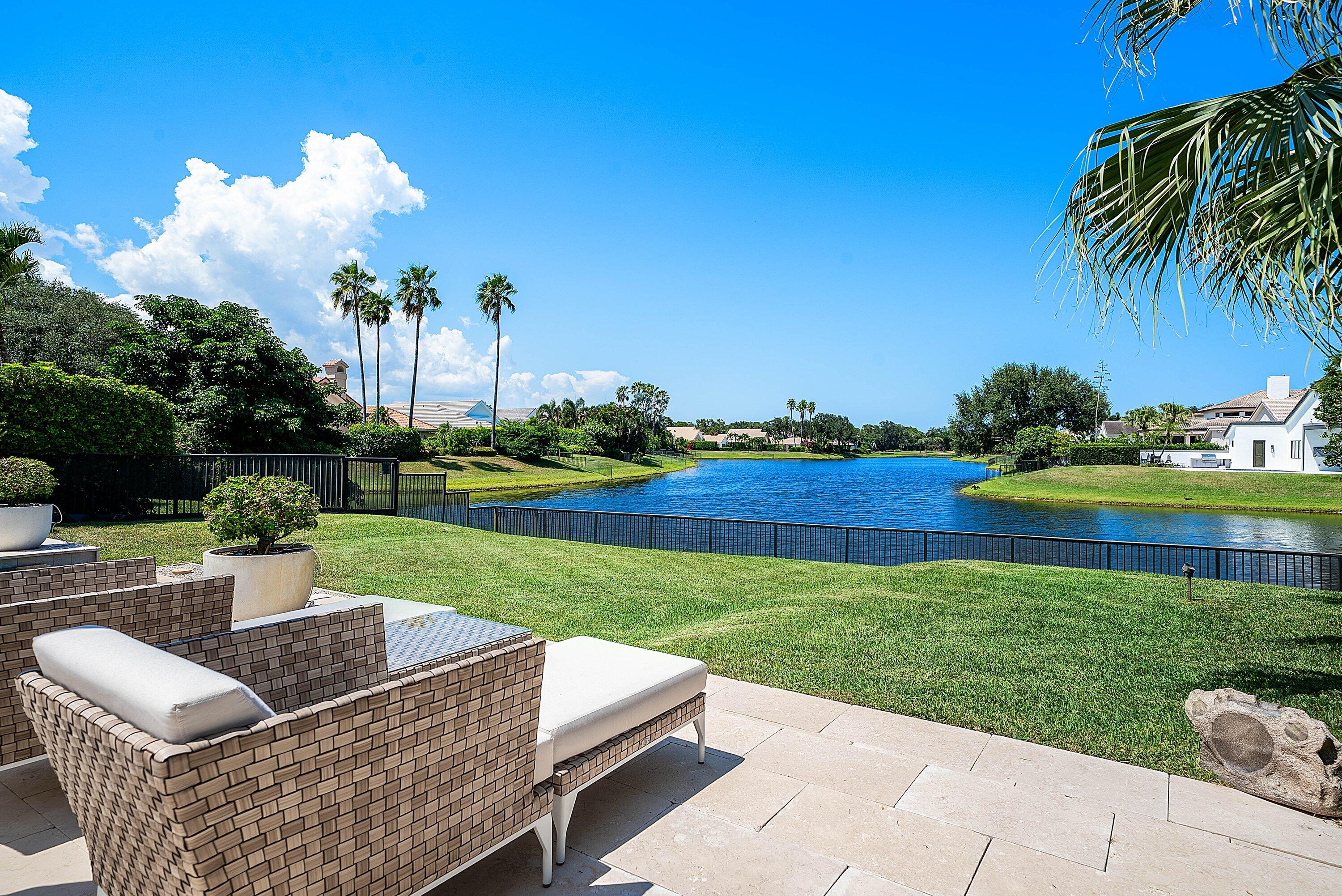 13660 Rivoli, Palm Beach Gardens FL 33410
