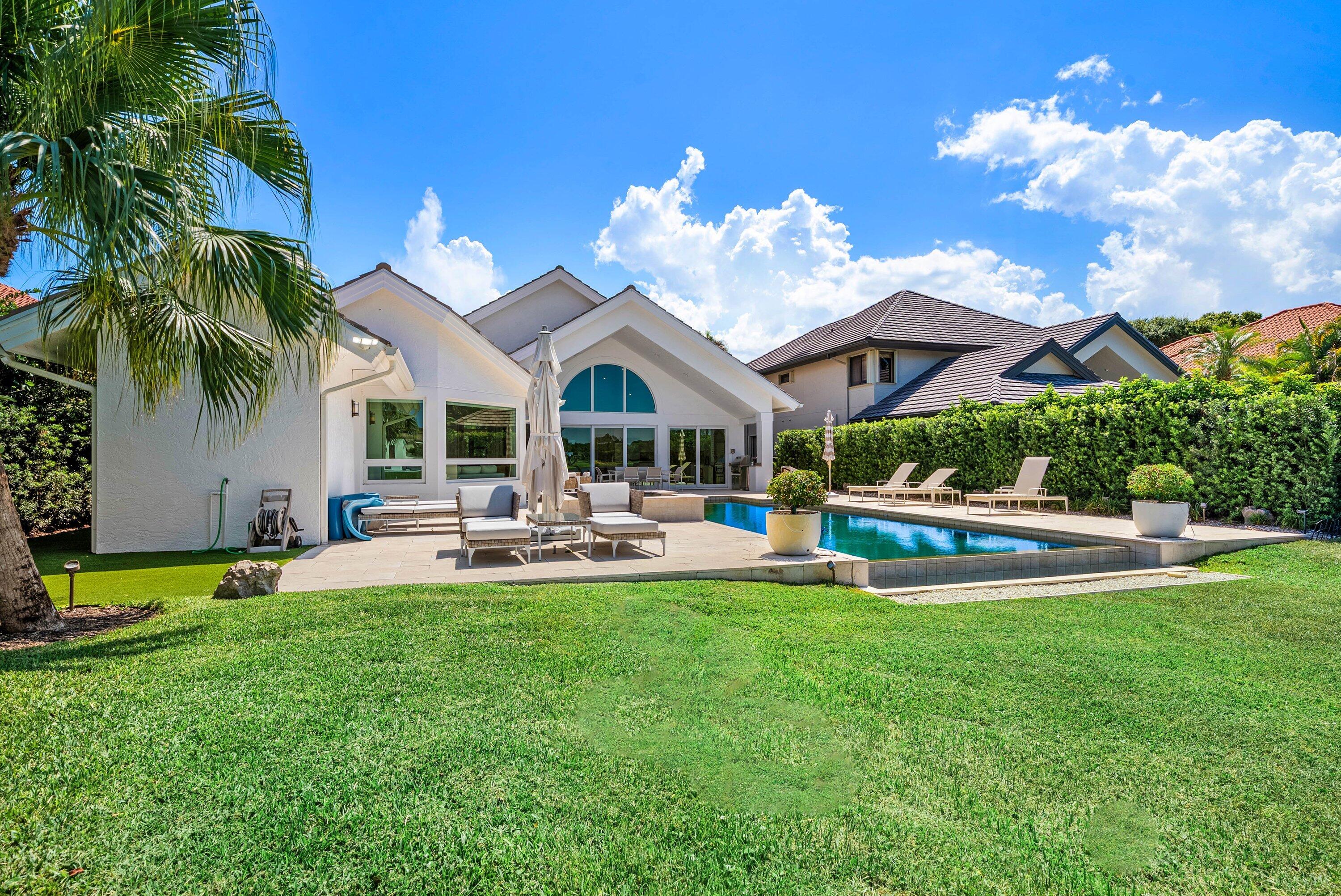 13660 Rivoli, Palm Beach Gardens FL 33410