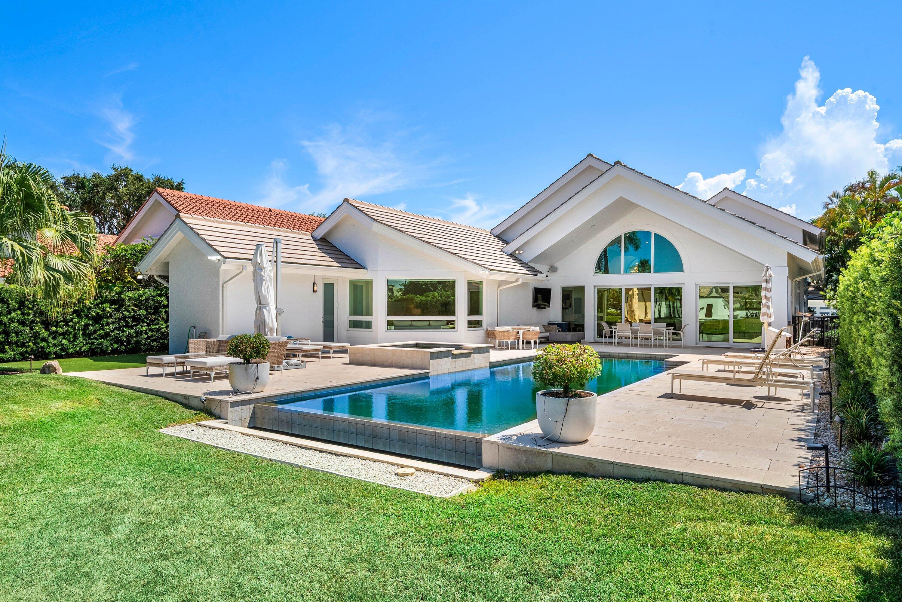 13660 Rivoli, Palm Beach Gardens FL 33410