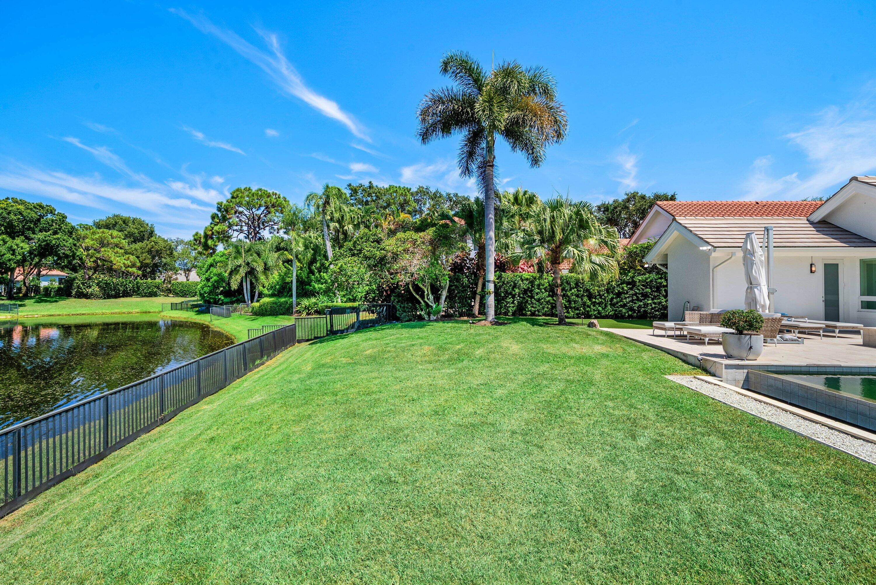 13660 Rivoli, Palm Beach Gardens FL 33410