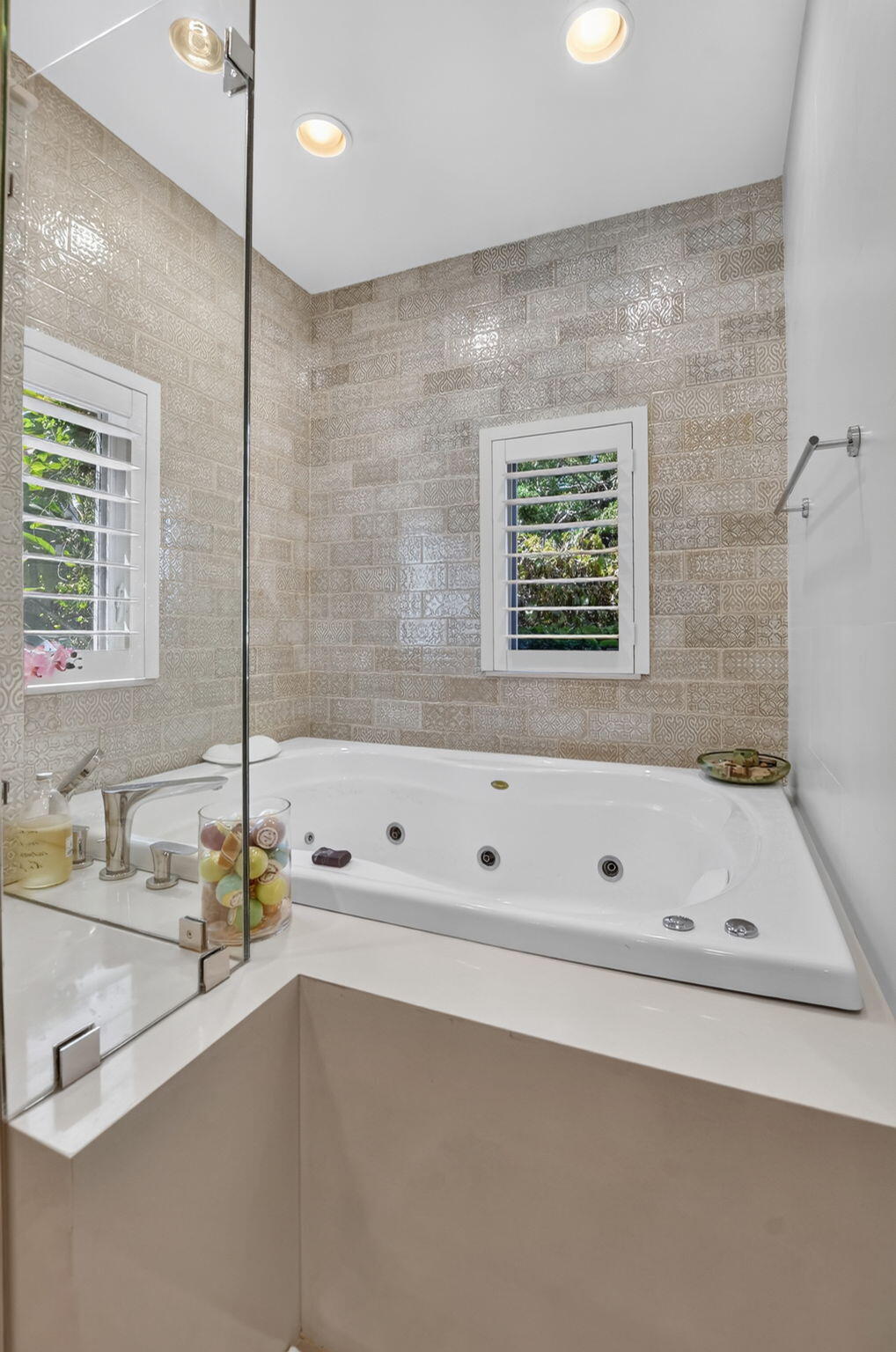 175 NE OLIVE, Boca Raton FL 33432