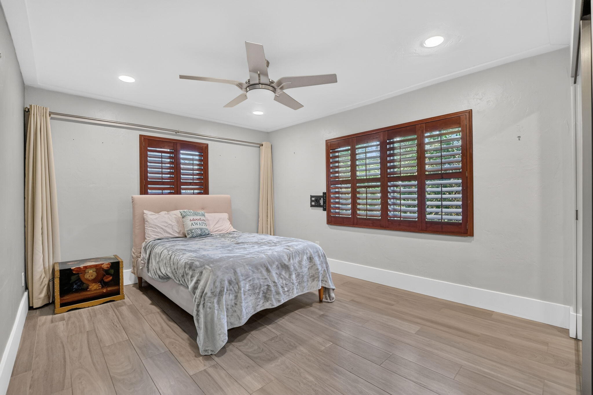 175 NE OLIVE, Boca Raton FL 33432