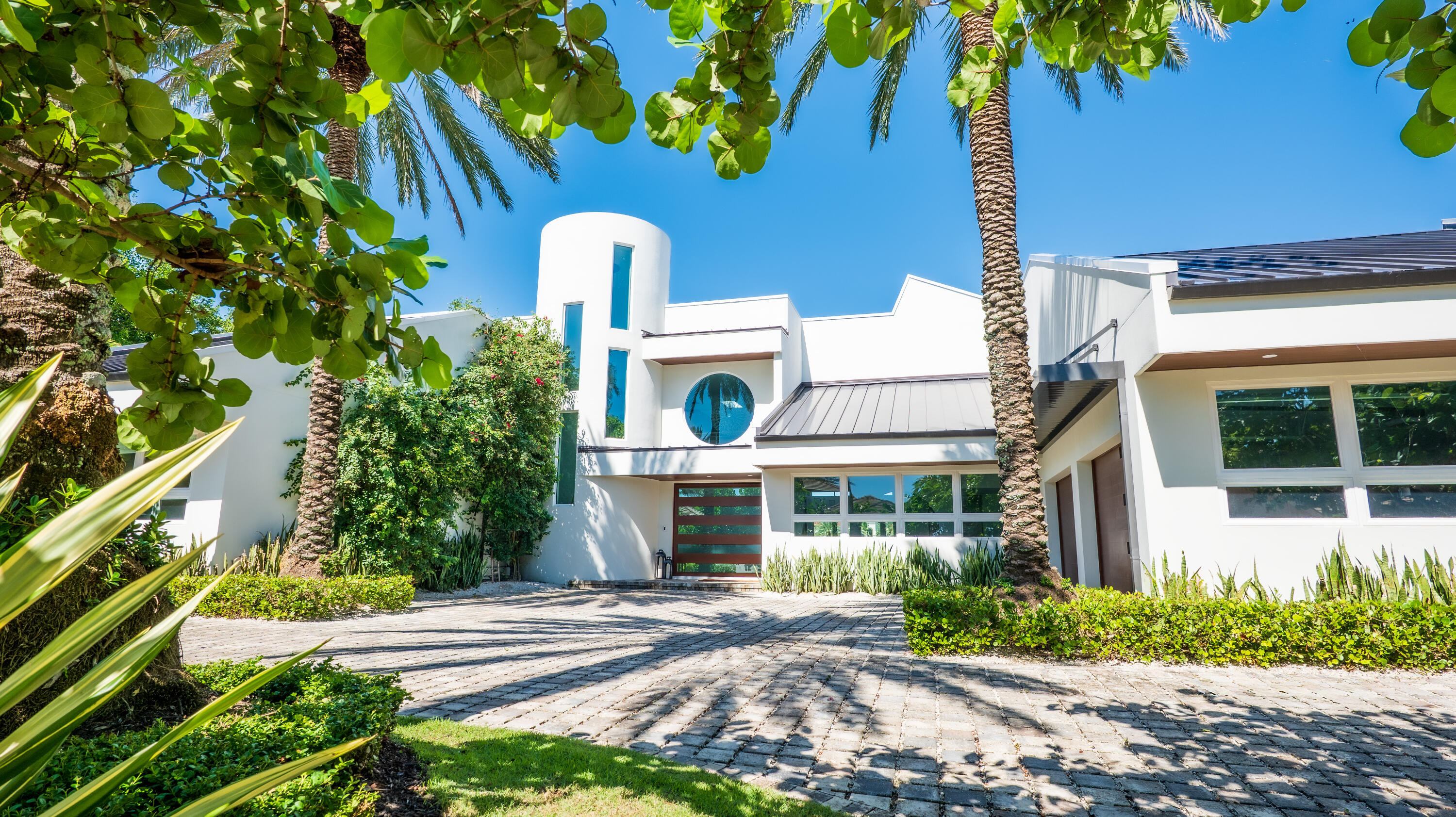 6879 SE SOUTH MARINA, Hutchinson Island FL 34996