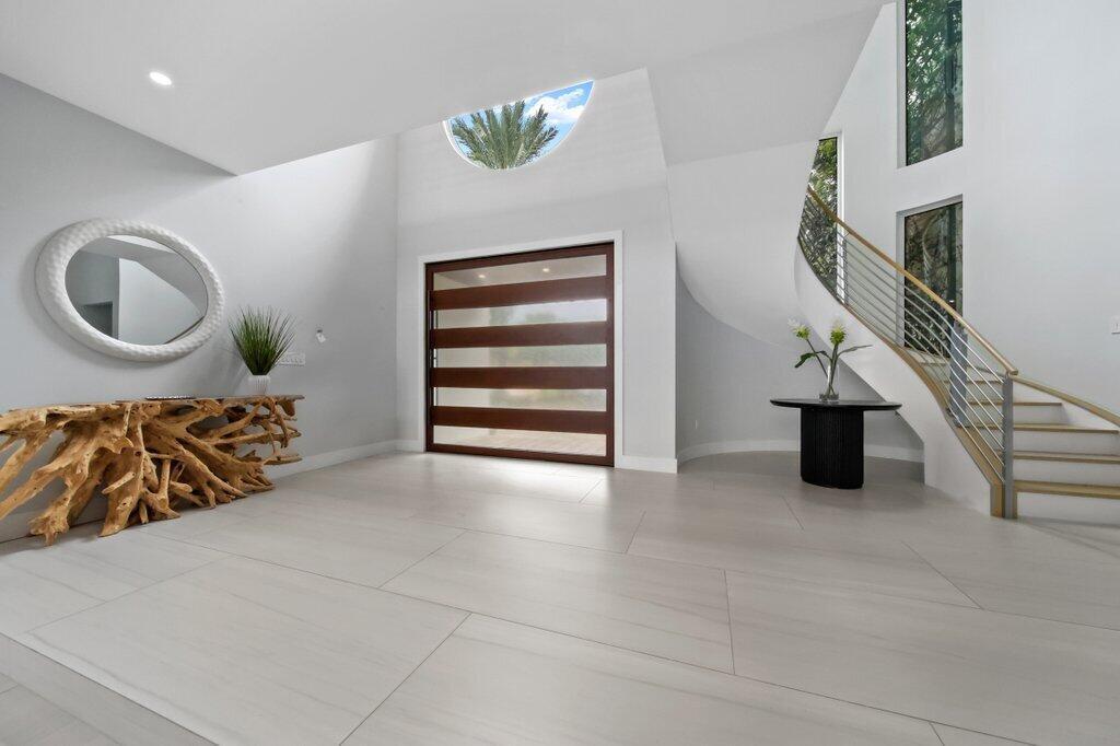 6879 SE SOUTH MARINA, Hutchinson Island FL 34996