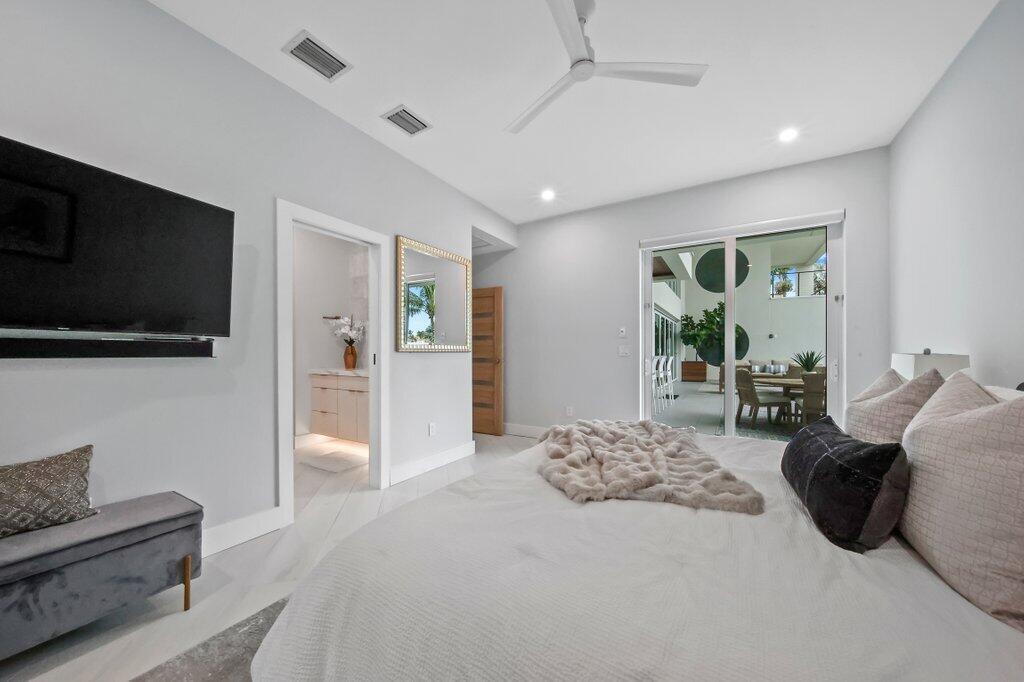 6879 SE SOUTH MARINA, Hutchinson Island FL 34996
