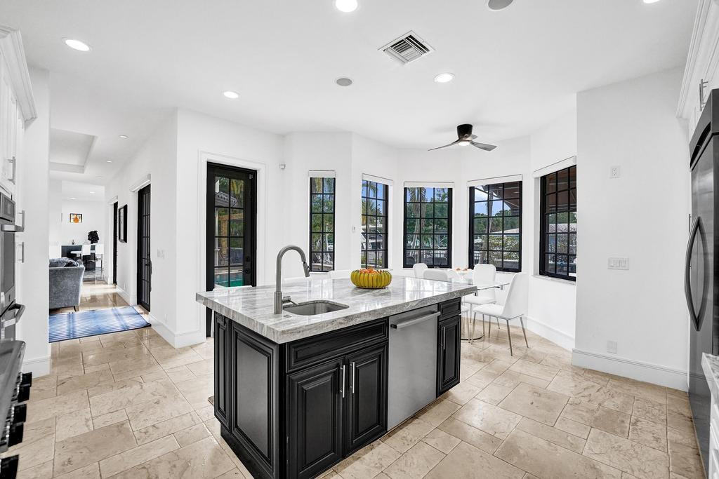 2340 NE 47TH, Lighthouse Point FL 33064